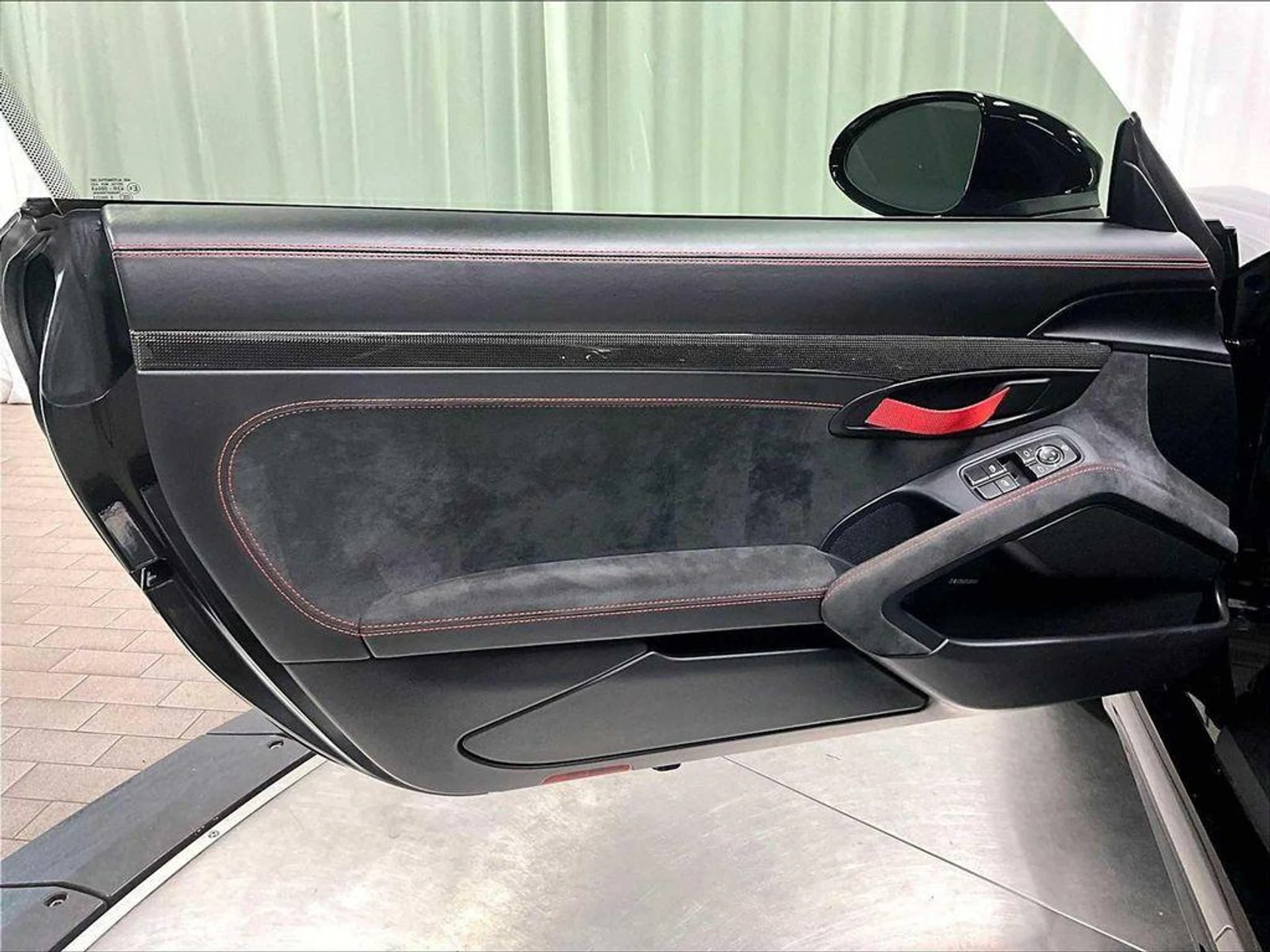 mph019_3321679372_X34zmw_S86r_KR_Pp_G_Py_gmohl6_Hl_M_edbcfed210