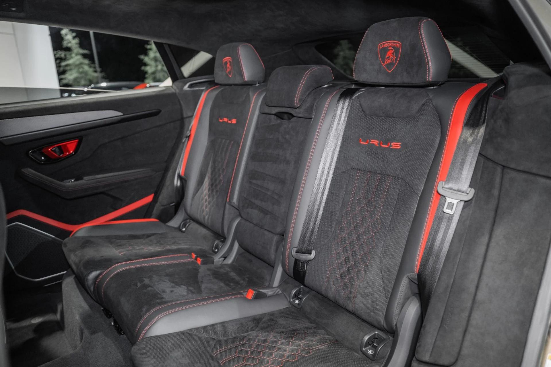 mph019_3321825313_Used_2024_Lamborghini_Urus_Performante_1777998894_4cd0d920df