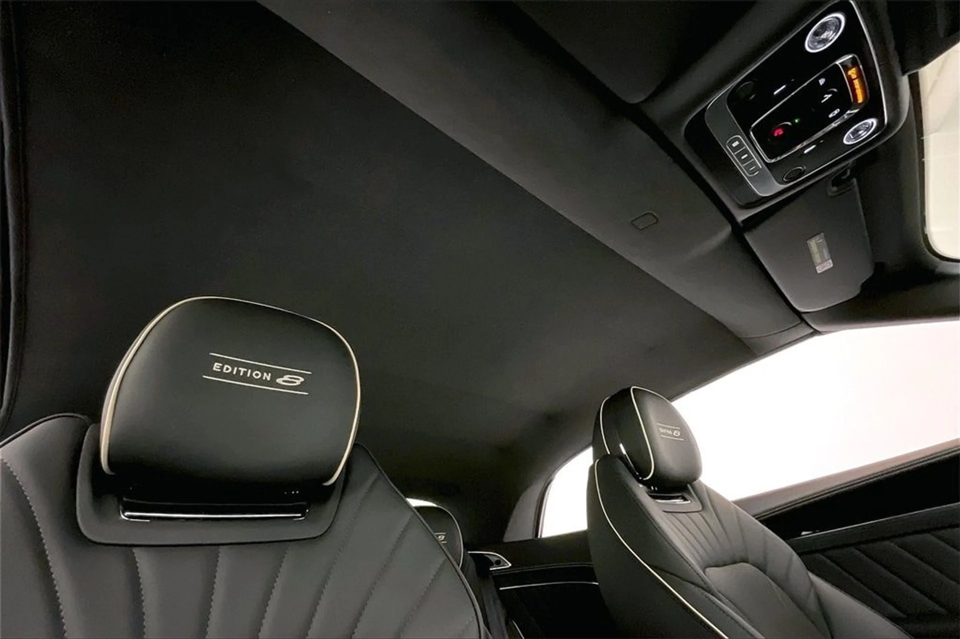 mph019_3323732759_32f216902421299e3b88a4f7d93dc591x_af17230aeb