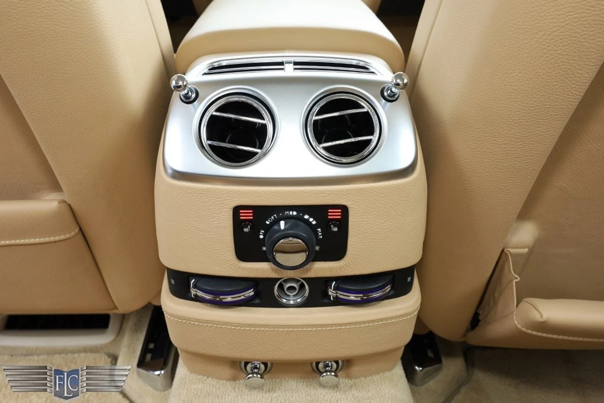 mph019_3324369555_used_2014_rolls_royce_ghost_4drsedan_6305_22786117_20_1024_b1410b4803
