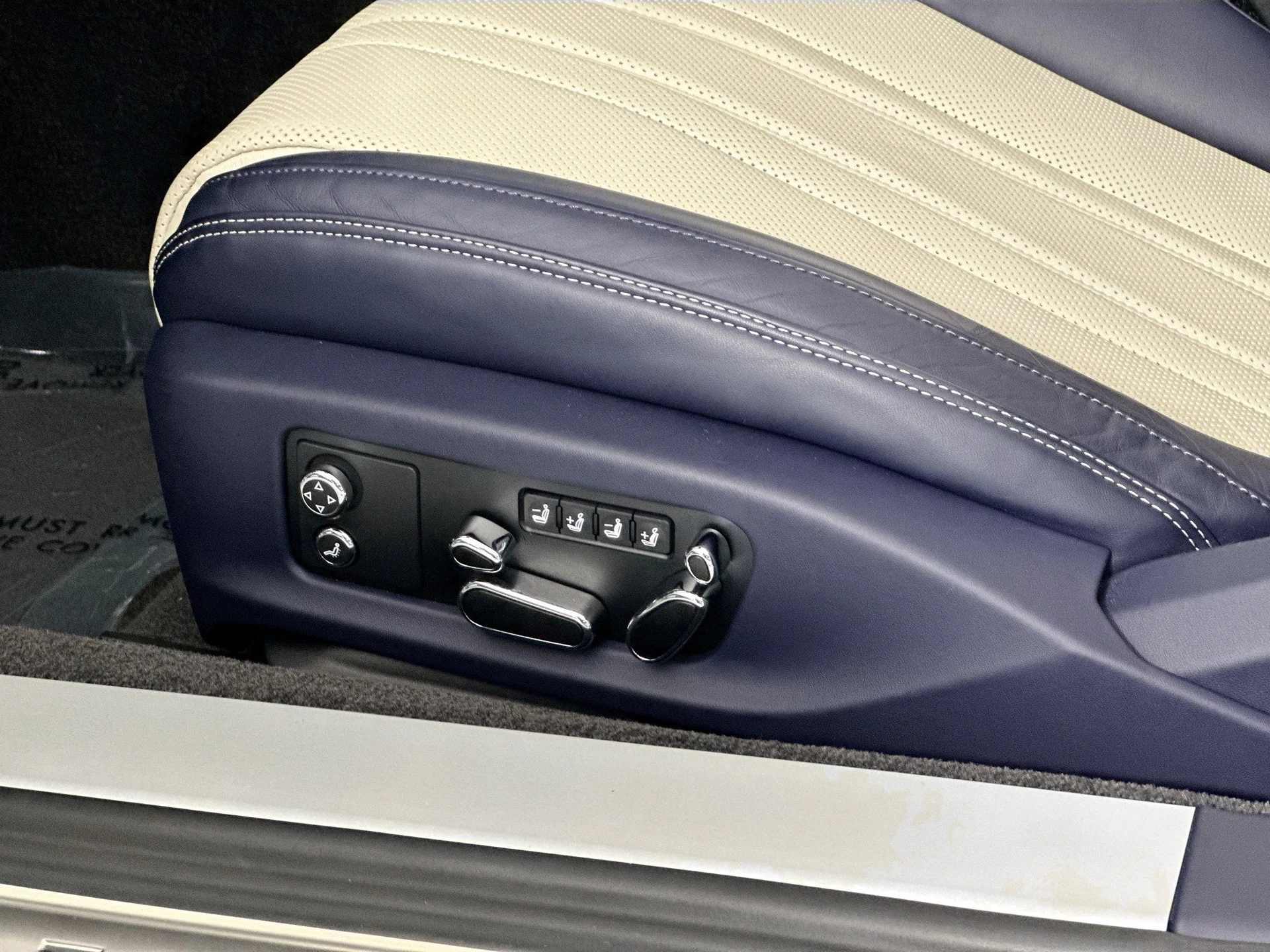 mph019_3325088219_20_10793d1c36