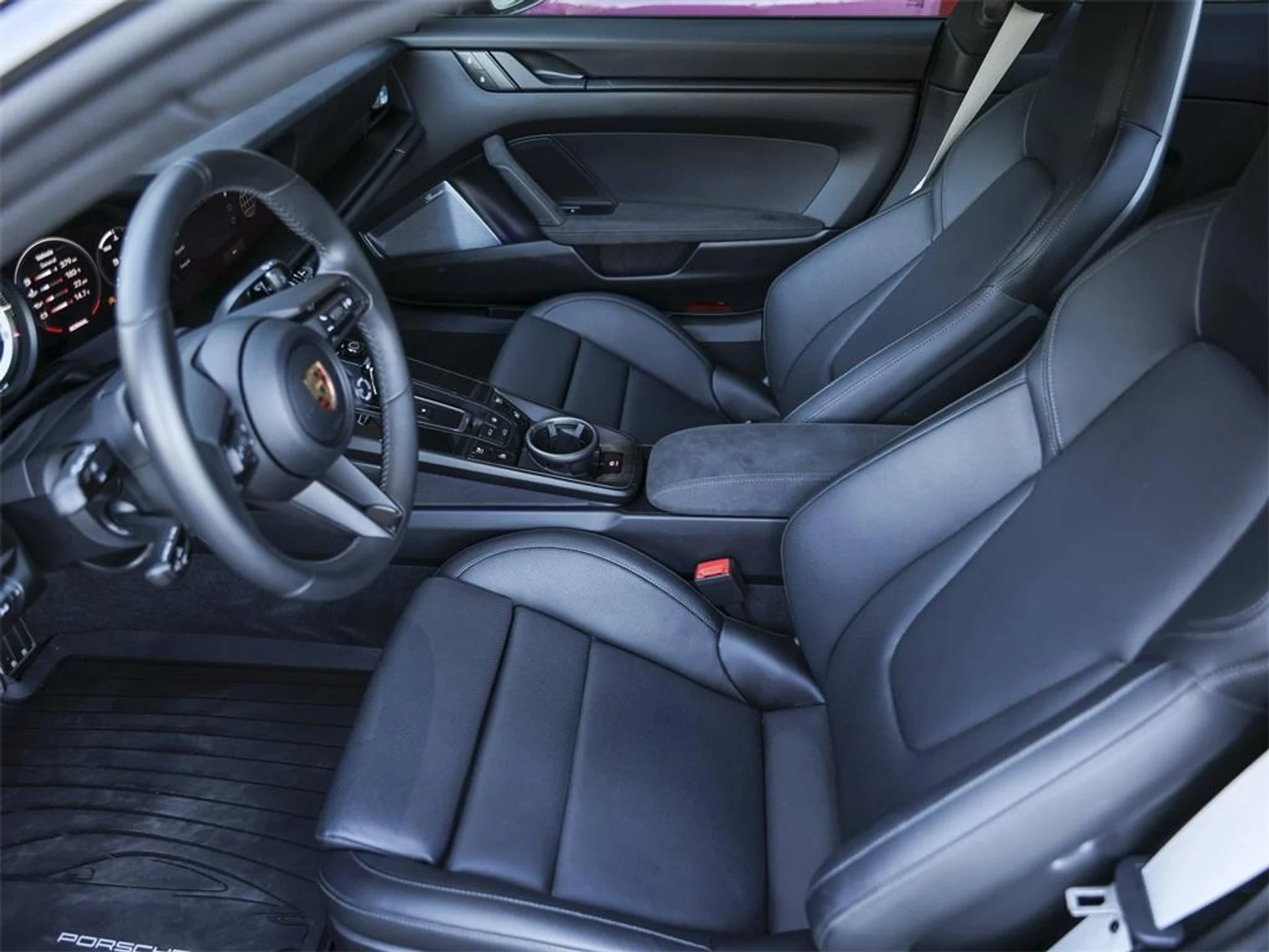 mph019_3326067618_Qxm_ccc_II_Jki_Gv4l_N_Pag0_a_J4_636646b675