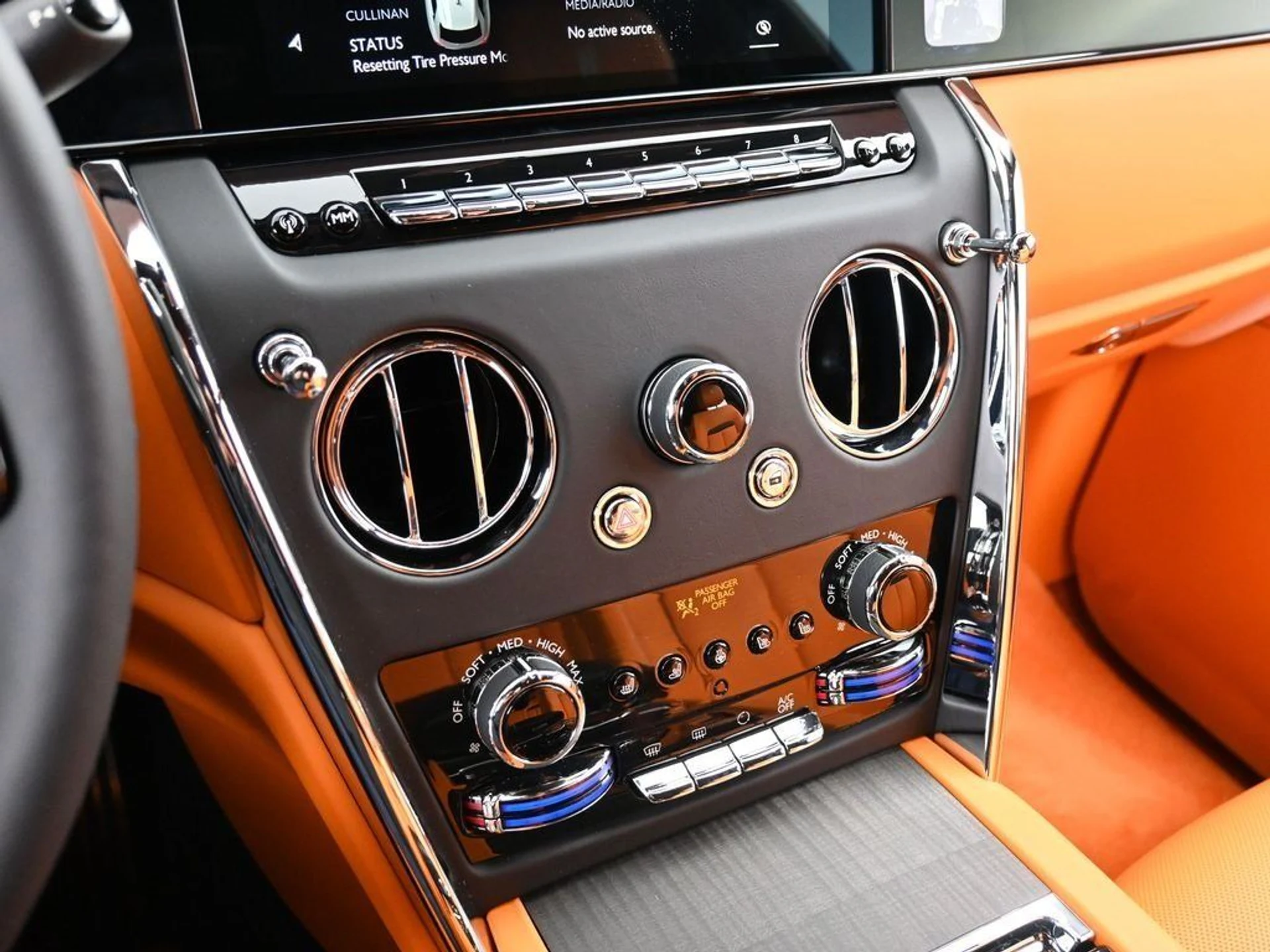 mph019_3328972430_a189ea3ac2662d8d138d3eec52734441_18864fc874