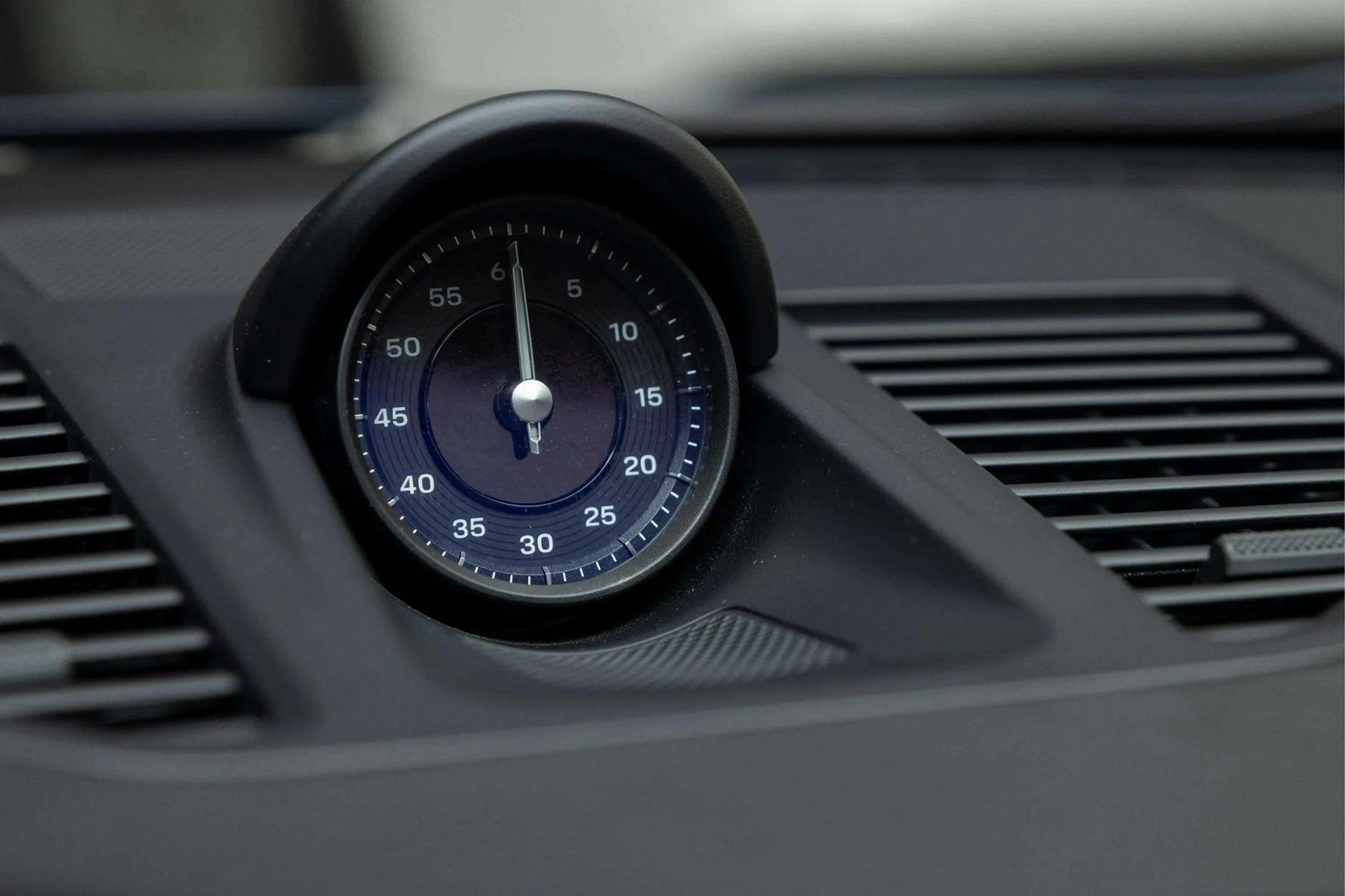 mph019_33375670_image_20_07b949aa7b