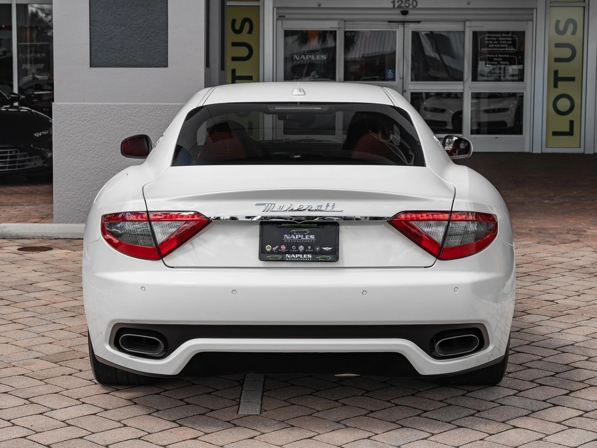 mph019_3338805490_Used_2017_Maserati_Gran_Turismo_Sport_1759184200_6eacc60f0a