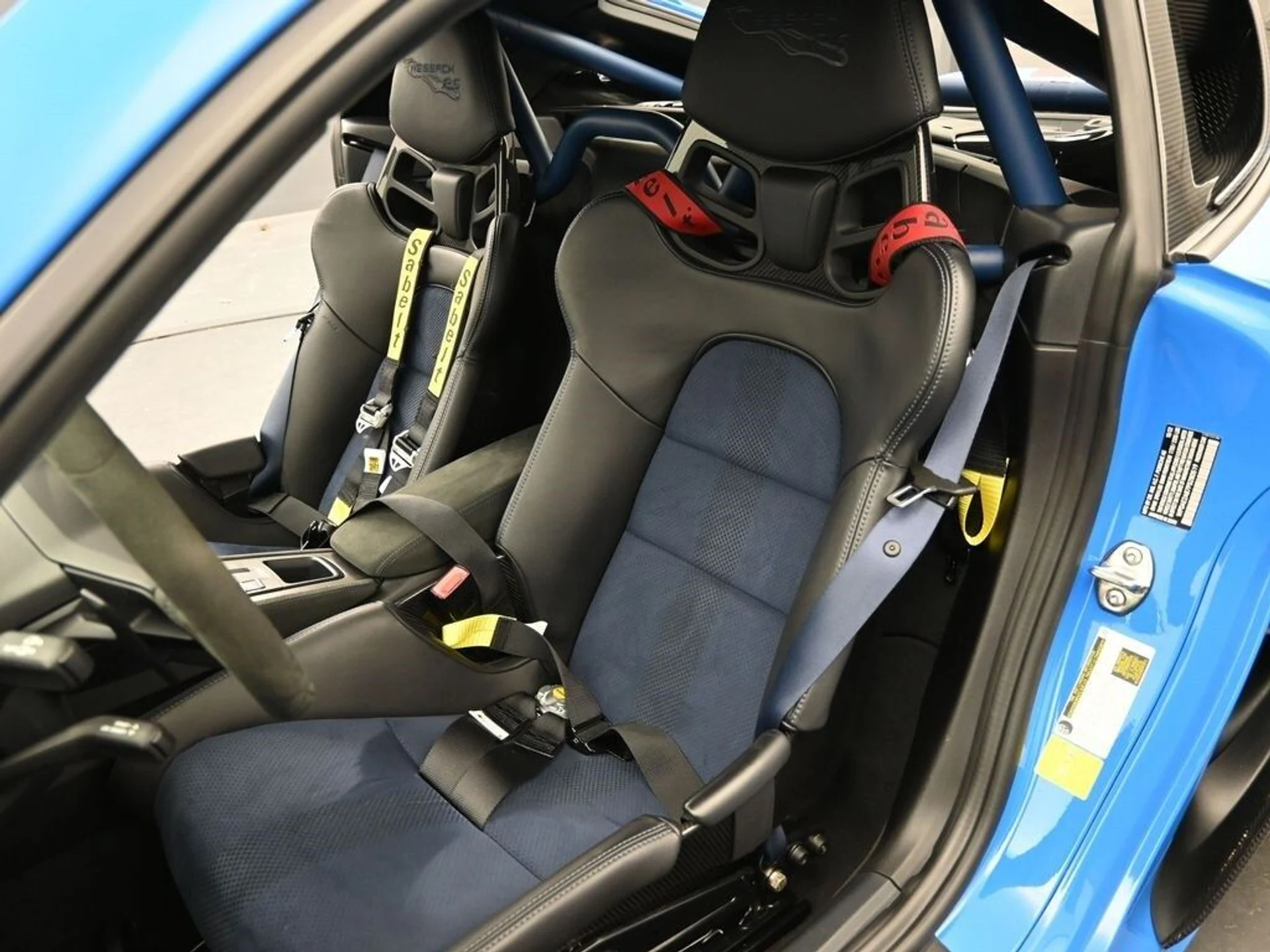 mph019_3339685403_b1d1ae23ef46d968dd884707db30cb77x_9f1f209b78