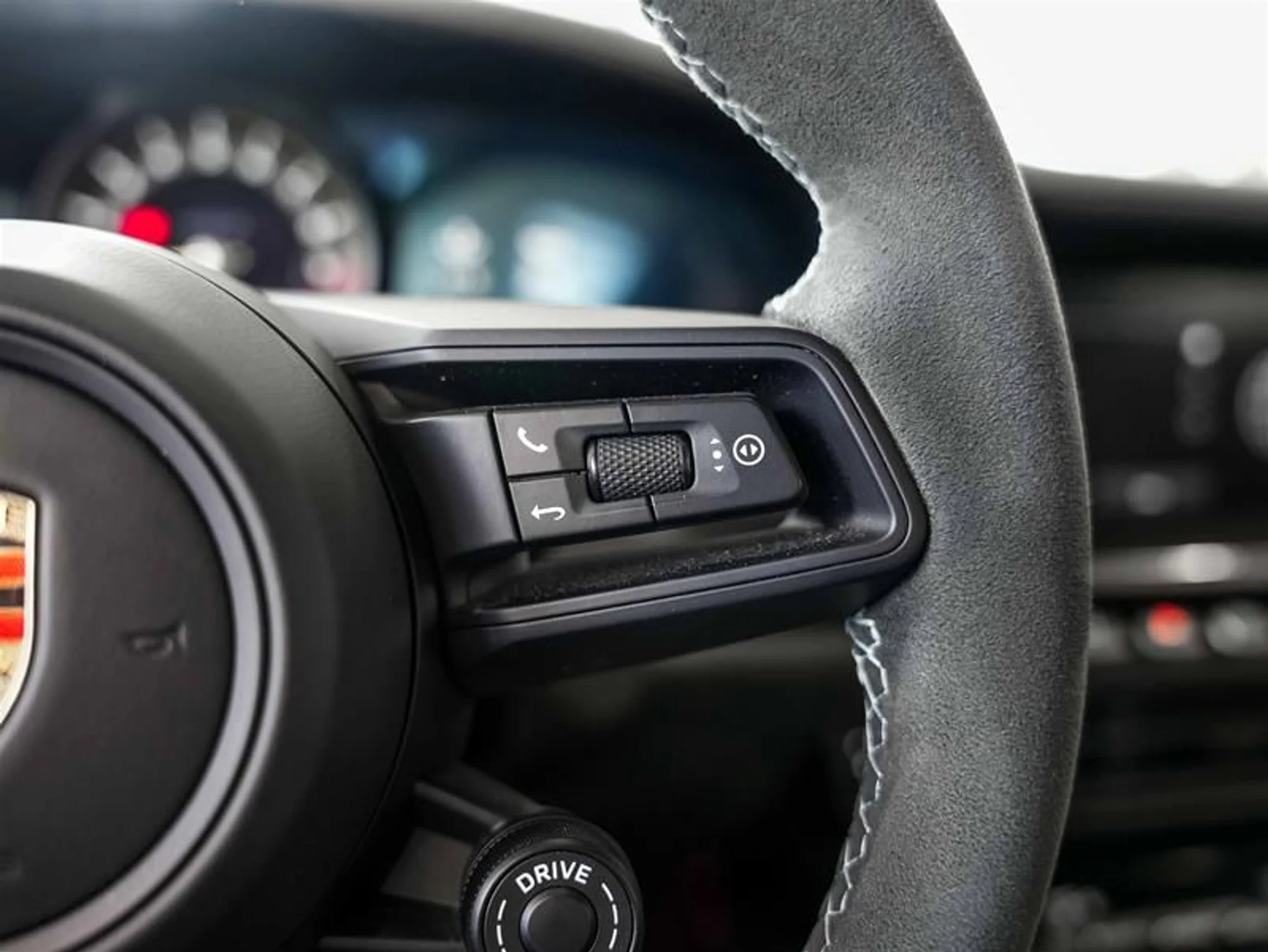 mph019_3343542157_3xafdjou_bd1f25b7c3