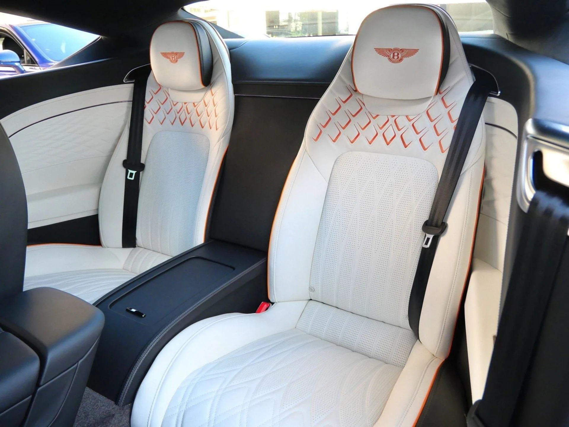 mph019_3347570375_9bc6d00b423fc9cfa84daf871ee9478ax_3a2aff02a2