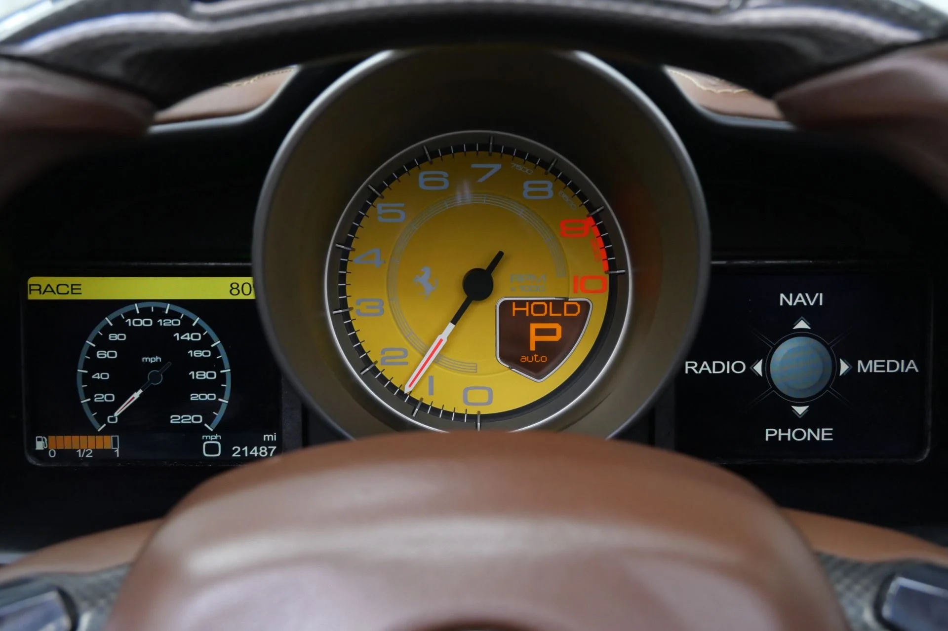 mph019_3349136203_Used_2013_Ferrari_458_Spider_1758308193_55340e0358