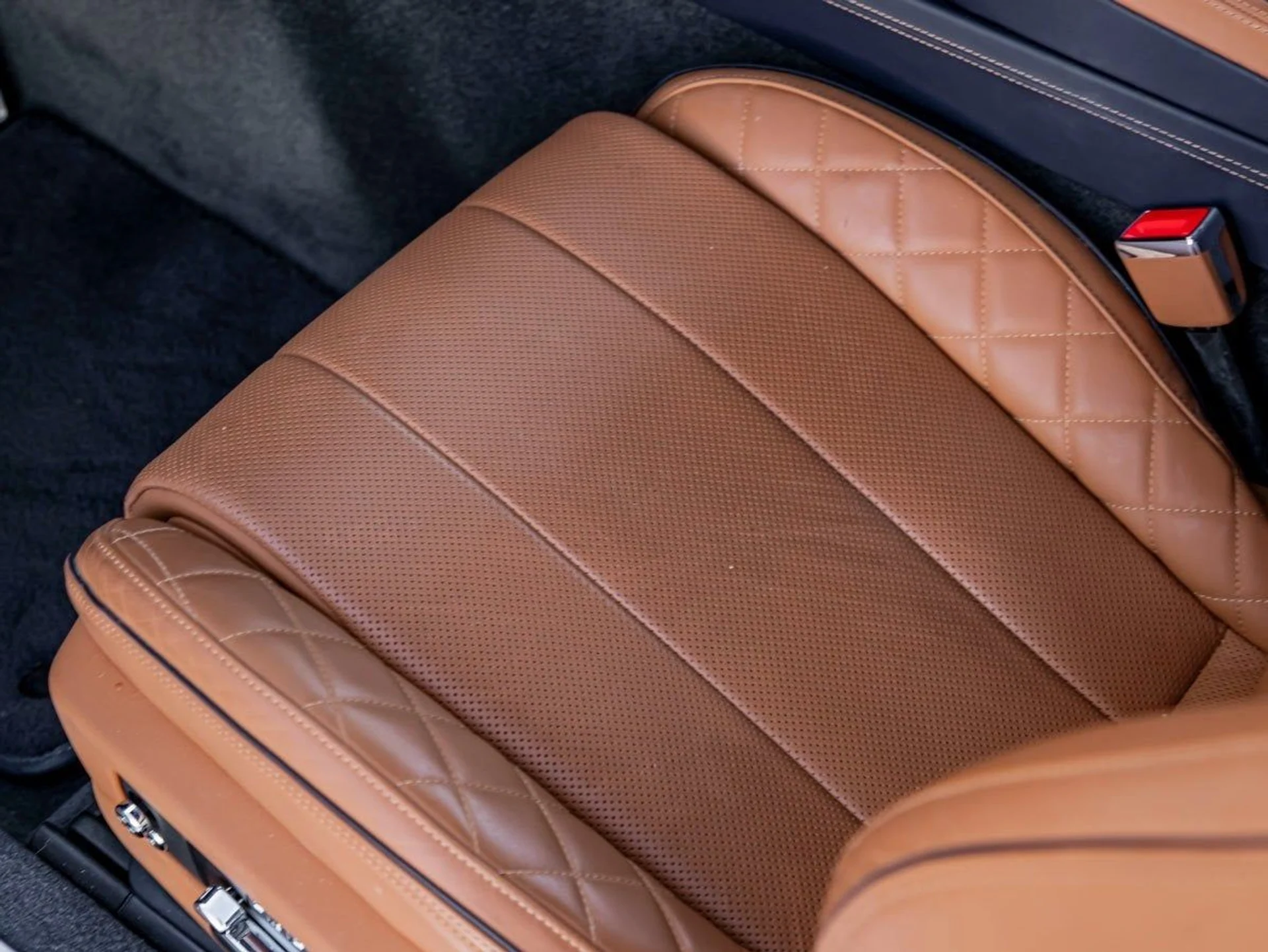 mph019_334923226_20_0a56d8a607