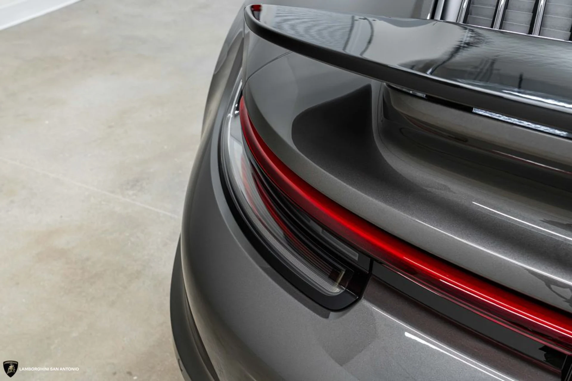 mph019_3353613352_fa8d84d34dfc95b46e2a84856eb8c68fx_f5f64d7c4e