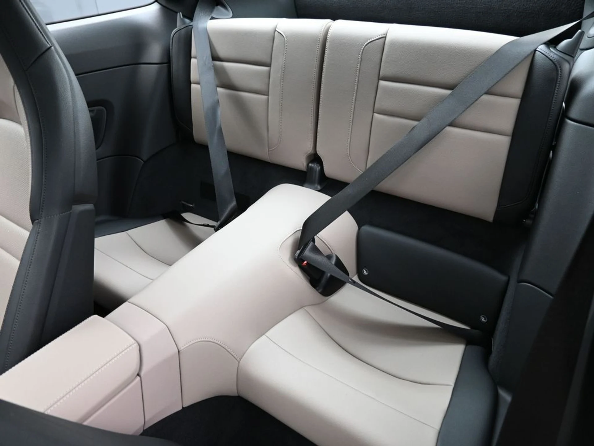 mph019_3354307200_0284d941d80665be12ca5e5c675a1aab_caba48ba1b