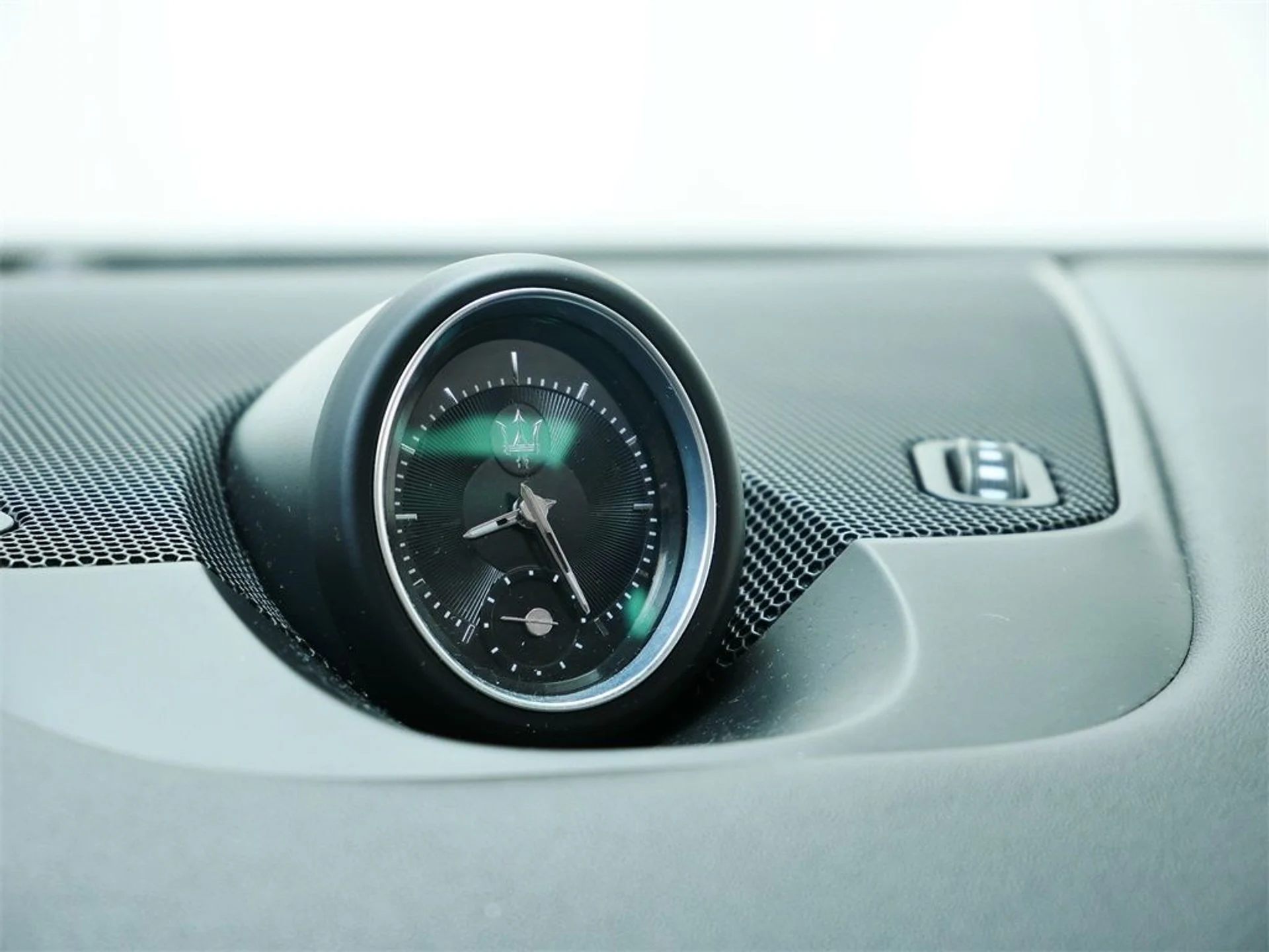 mph019_3356238473_a93ed50a8e28731c015c33ac65ab7c9c_895dd8be14