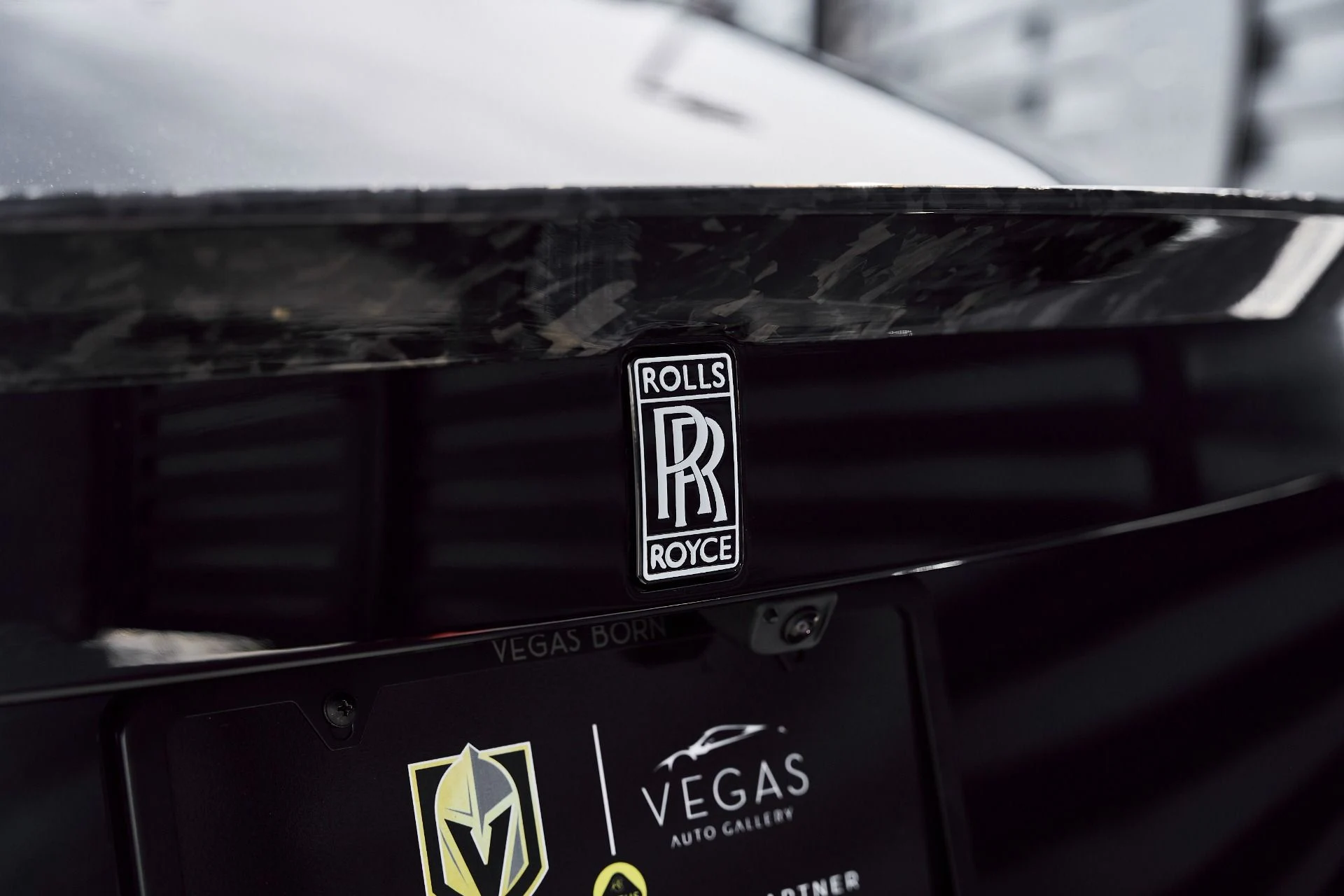 mph019_3358558145_Used_2025_Rolls_Royce_Spectre_Base_1773452459_6899697f04