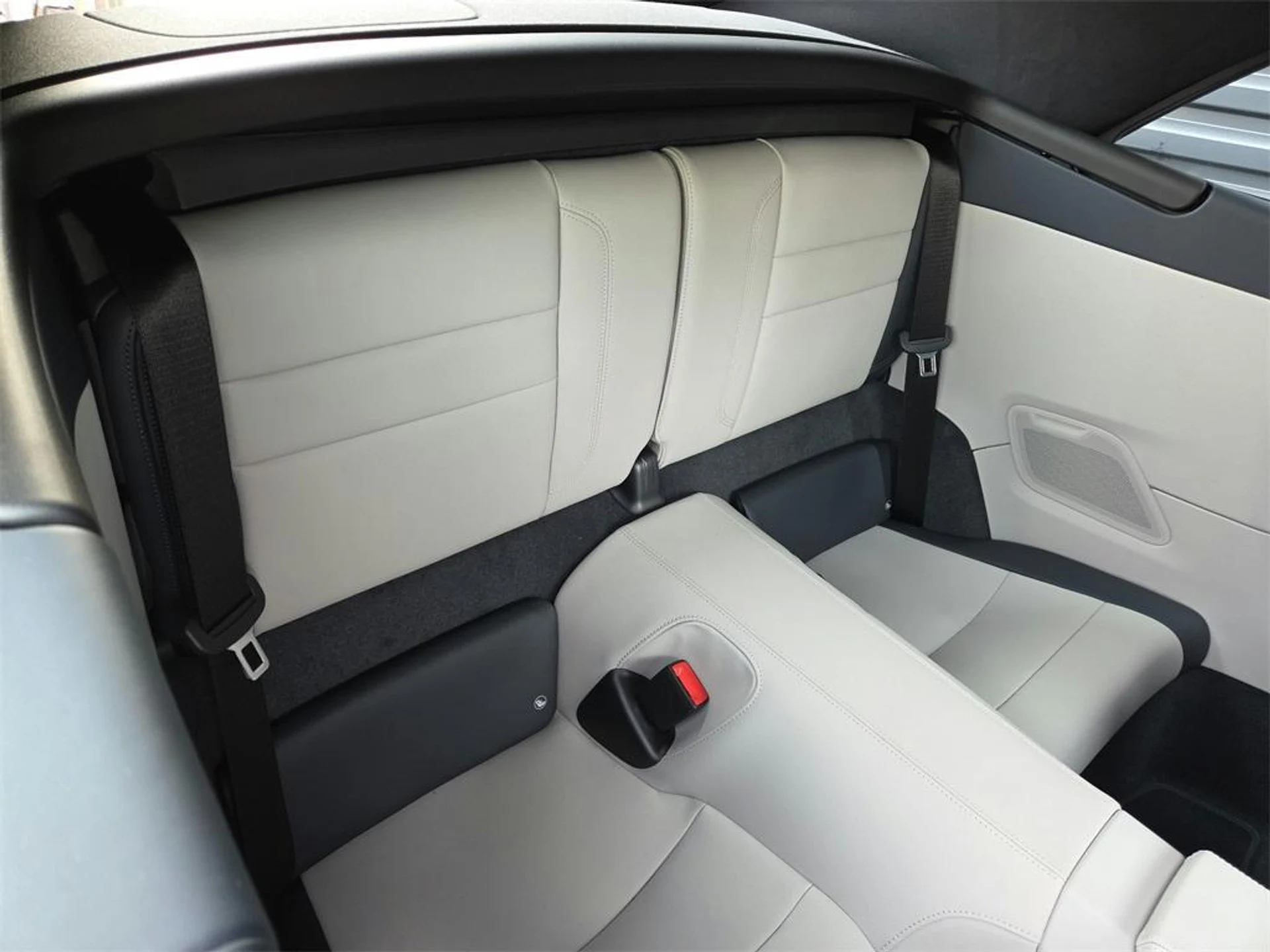 mph019_3358580290_2k_LX_6_Da_Va63_F3_Ul_OX_f_Zr_Zd_Y_Xg_31c63251af