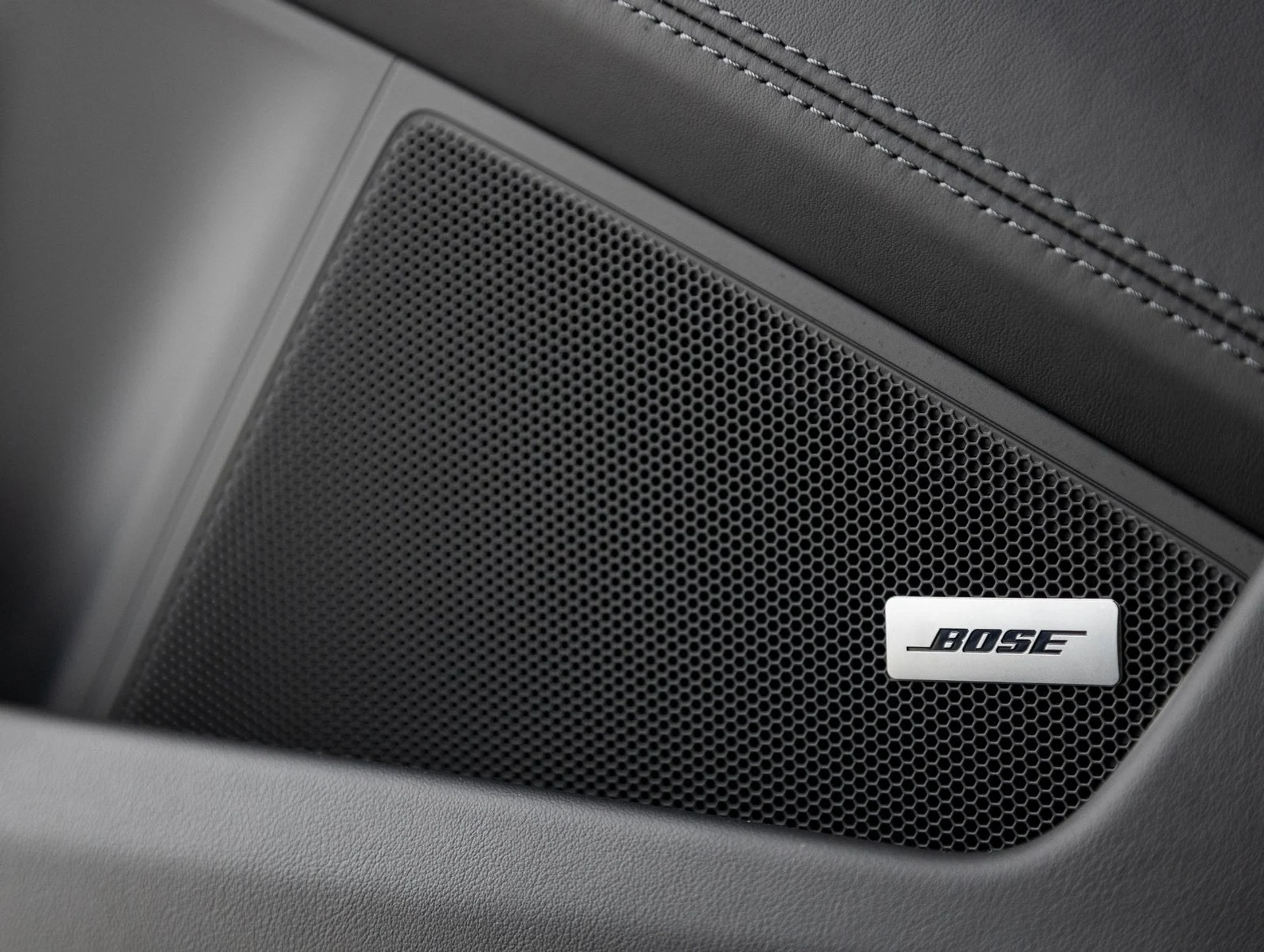 mph019_3358913477_20_a2ef0a27ad