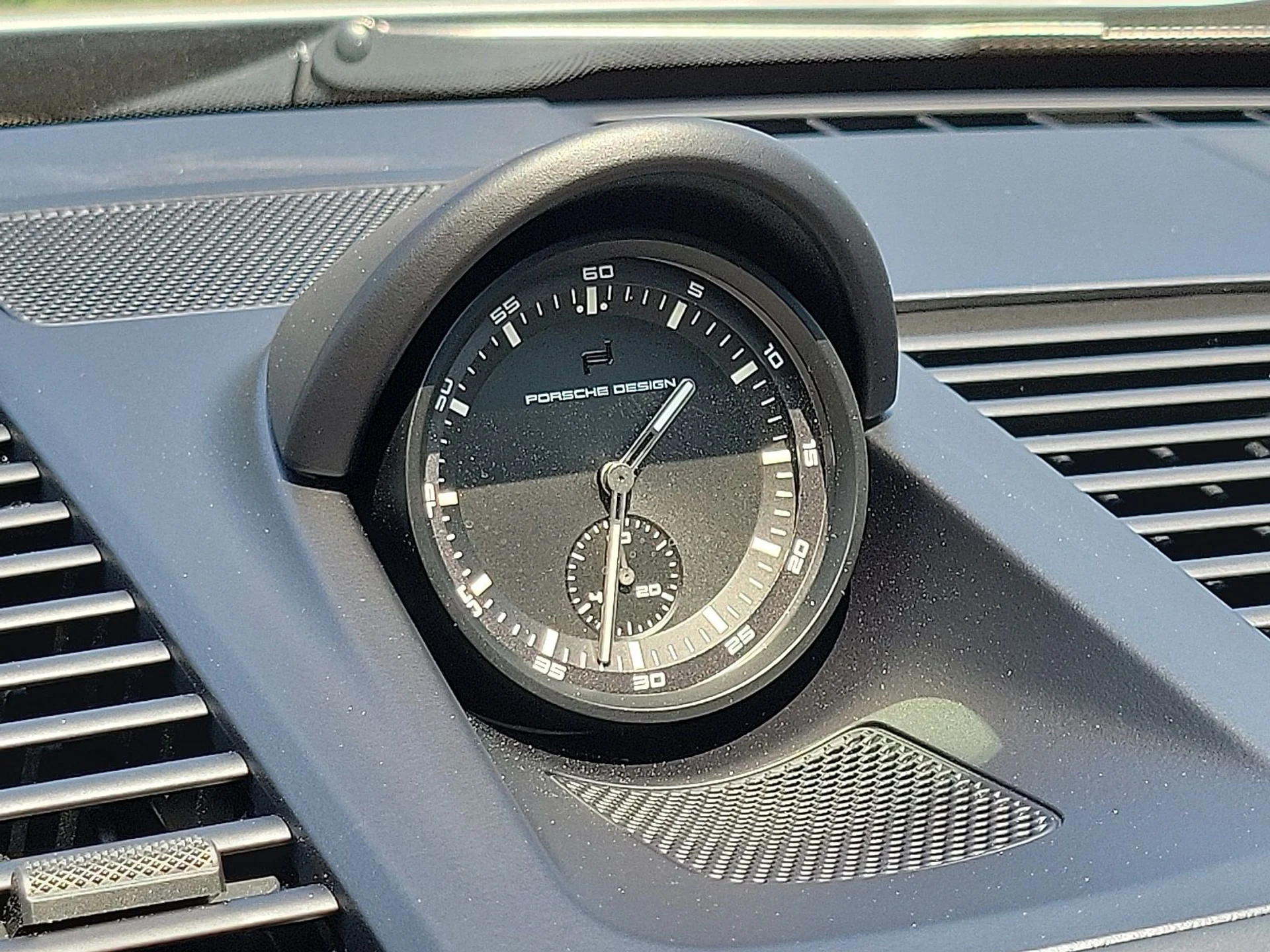 mph019_3362799737_ec8a26a7824e62f32fca5a11d8e3e0ae_393fa66f6e