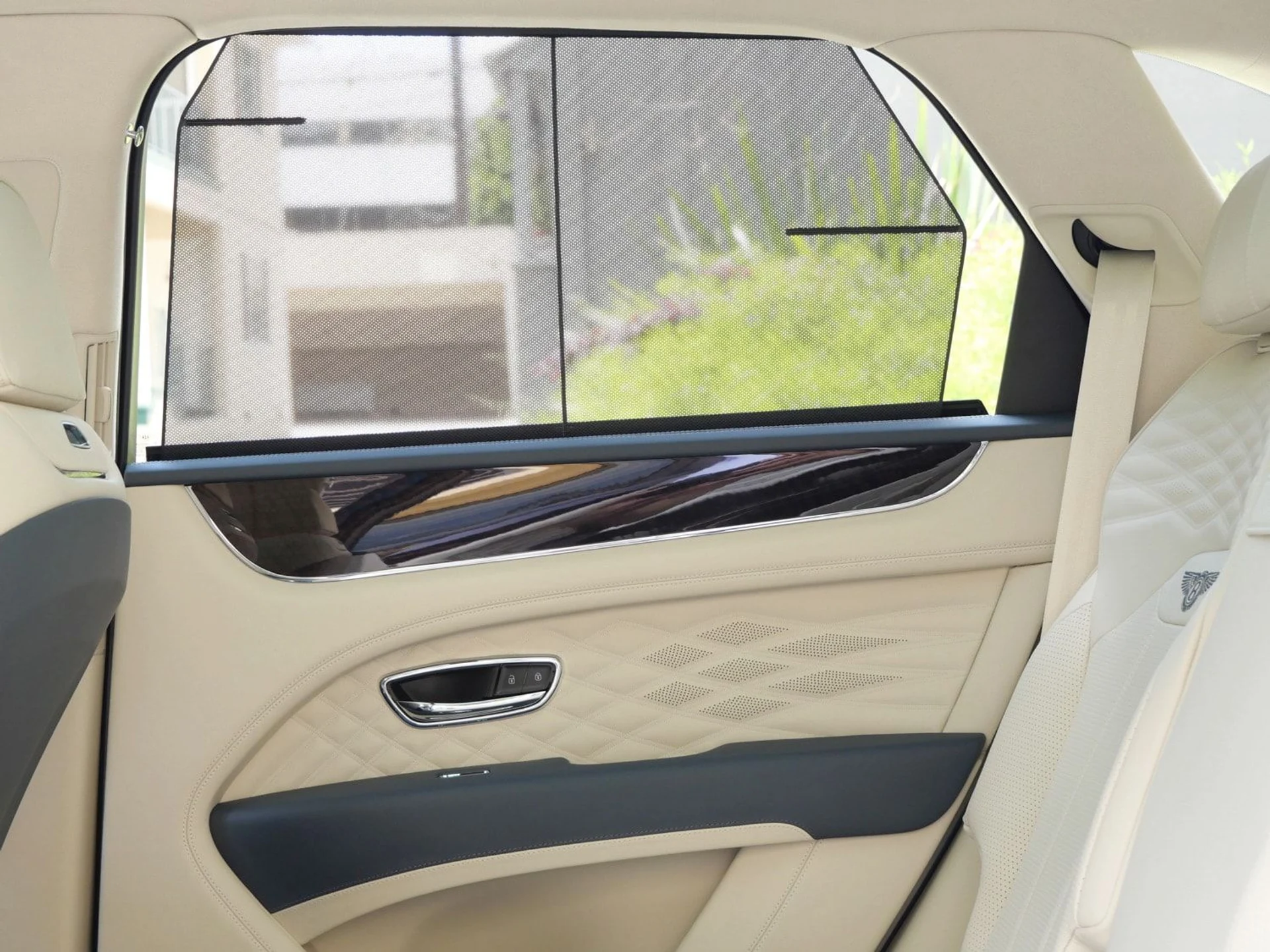 mph019_3363545863_144604230154464c93738a89a2417956_ff9fa08ee2