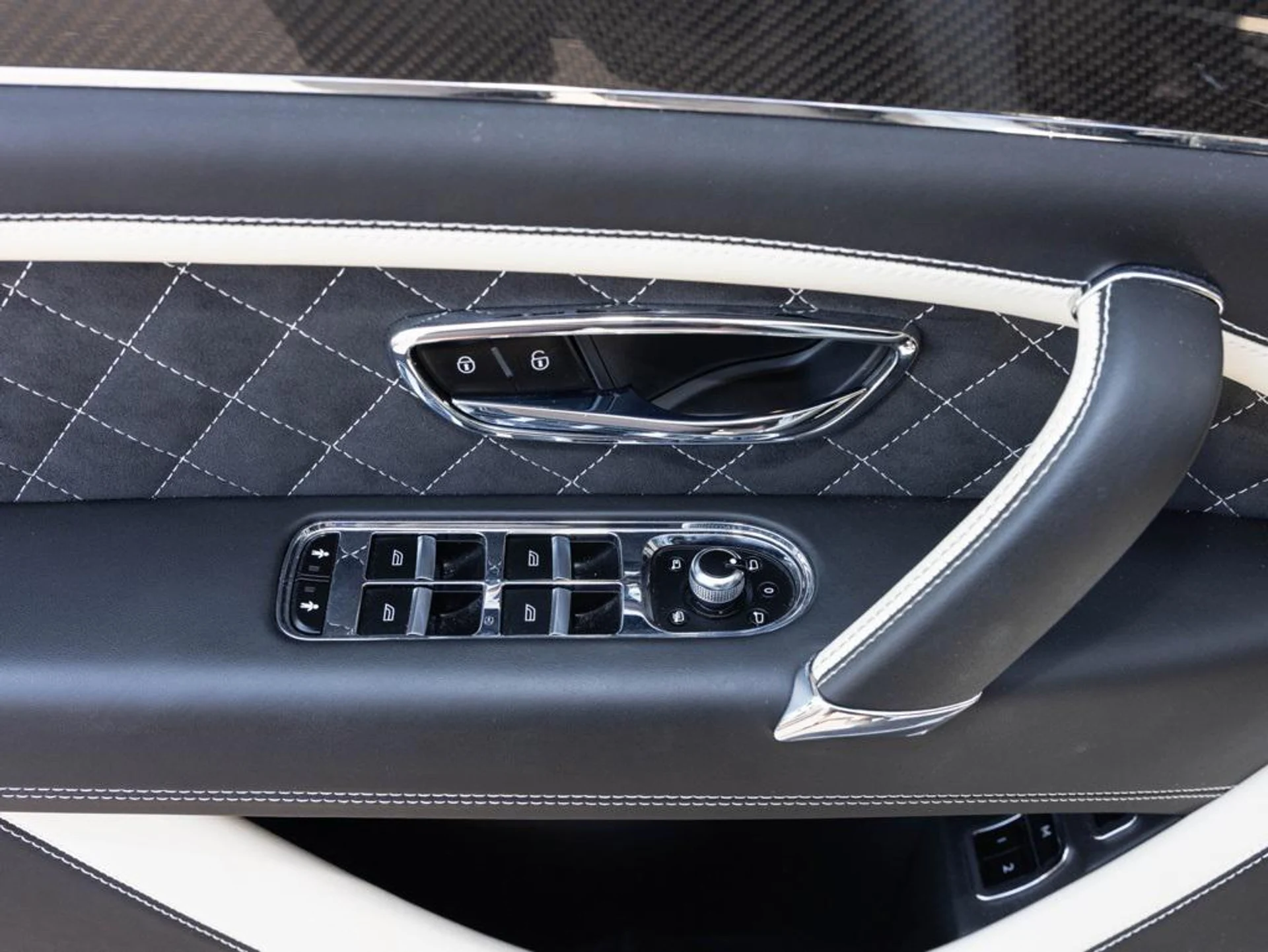 mph019_336463312_453535946_68c545ad866a66fdd6c44750_9eafaed0c1