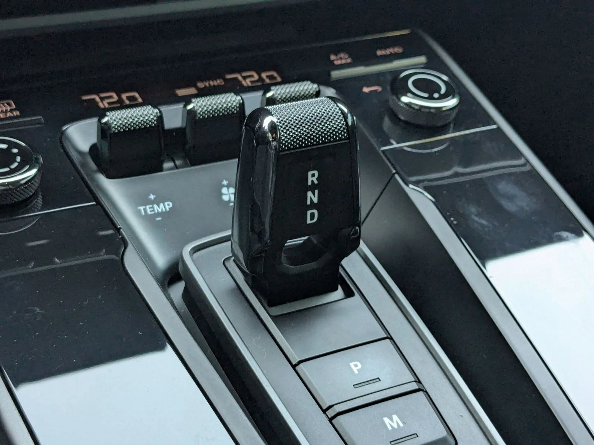 mph019_3375670693_4dd14ddd112524b17a765332f3e2e6a7x_866a9725fa