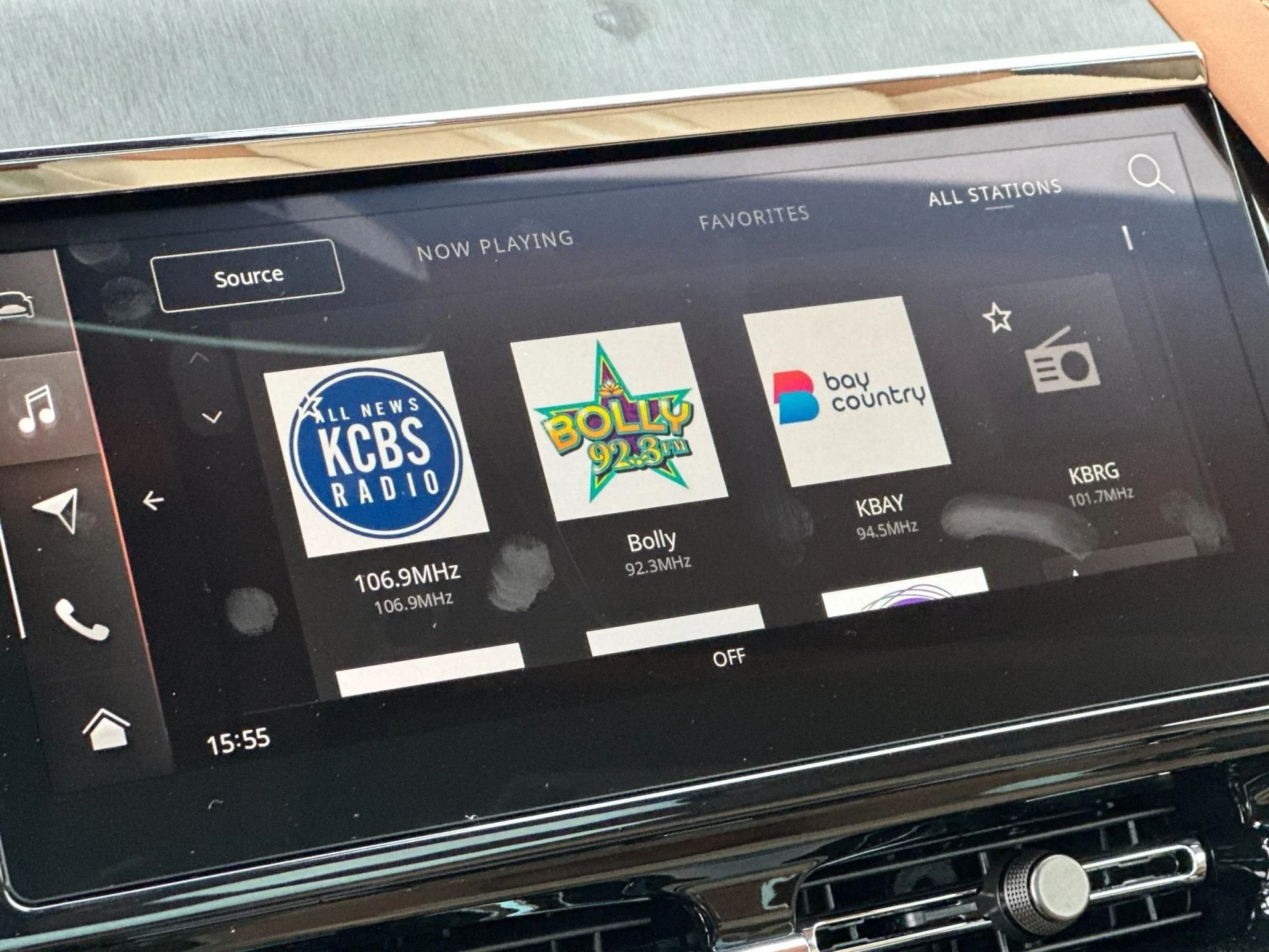 mph019_3376866997_New_2025_Aston_Martin_DBX_707_1759500540_729e97bfe6