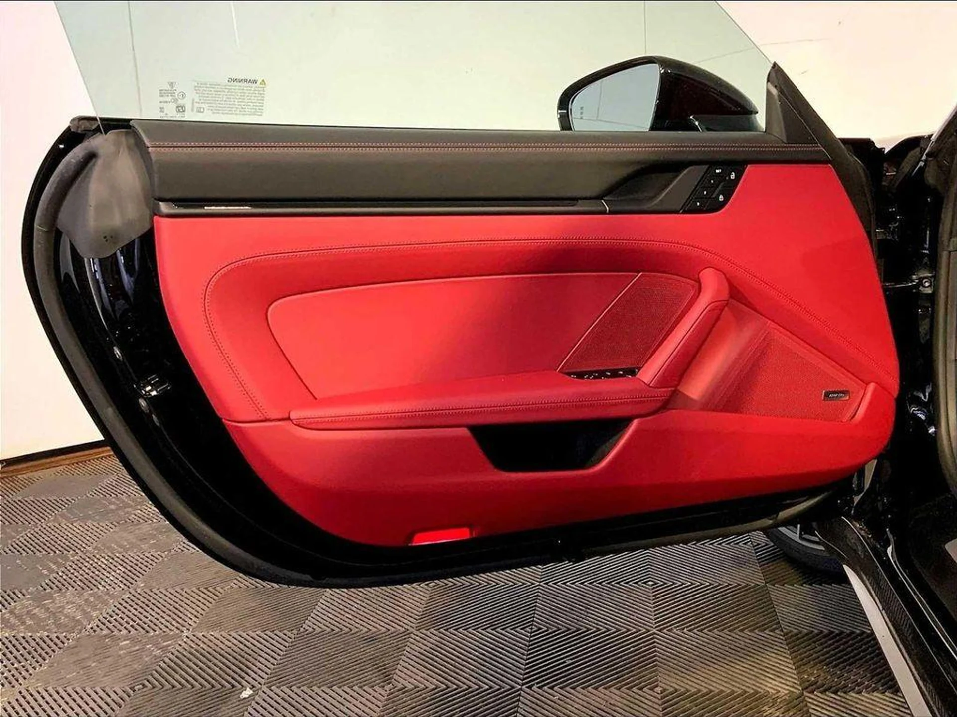 mph019_337795210_gblwx_FECK_Le_Ex_M_Rr_HYCA_0_L_d_o_73c19db45f