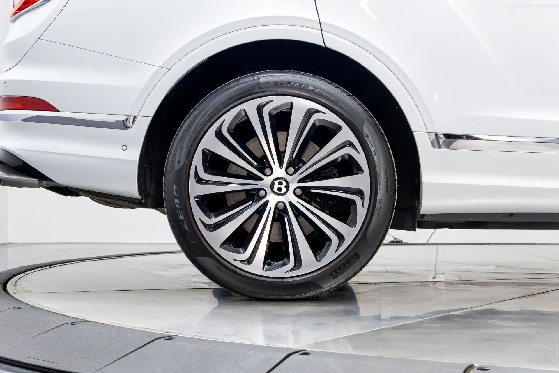 mph019_3384079894_Used_2021_Bentley_Bentayga_V8_First_Edition_1774291657_27c61d077f