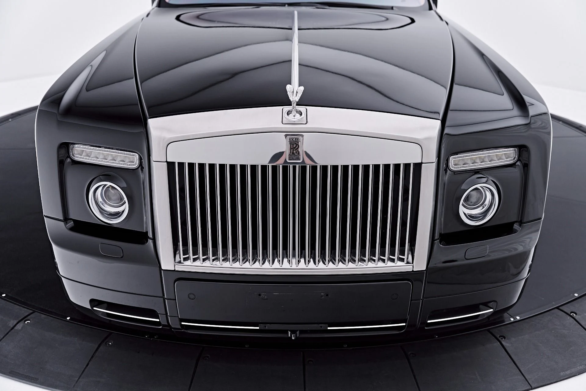 mph019_3386352598_Used_2009_Rolls_Royce_Phantom_Coupe_Base_1784853702_1563b3db92