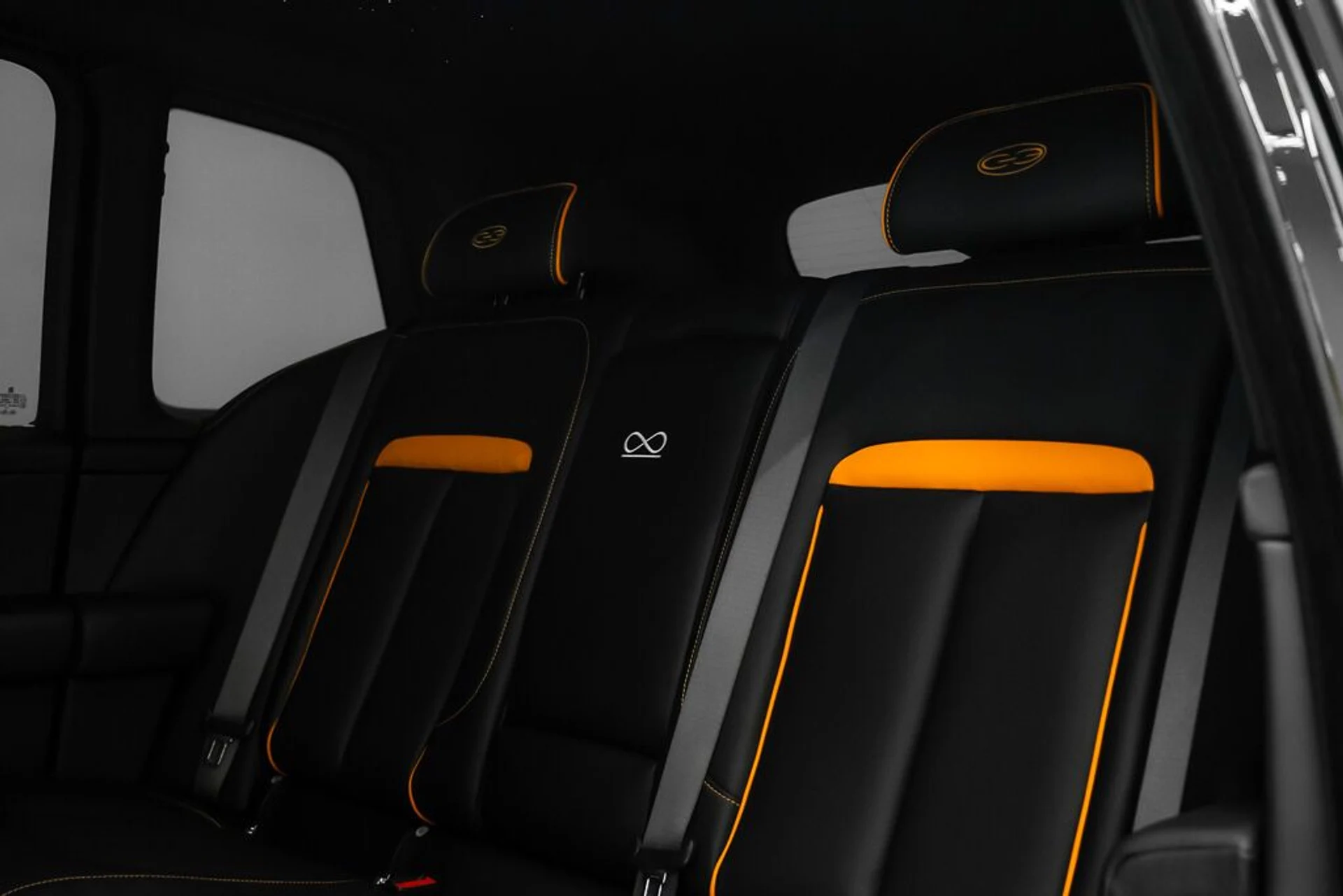 mph019_3398380649_rolls_royce_cullinan_2023_jpg_v_1758918548_1624c384f4