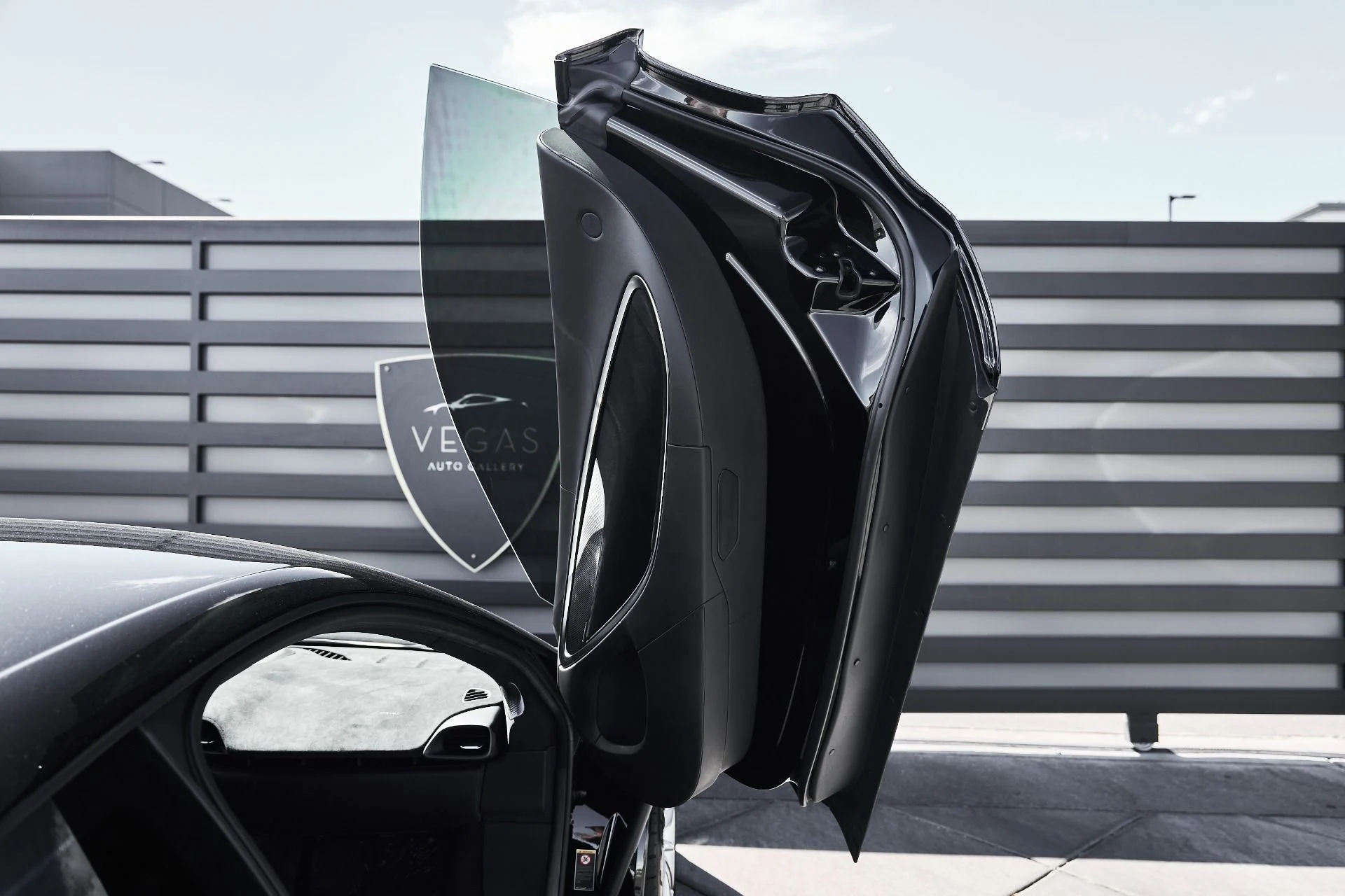 mph019_3398887001_Used_2024_Mc_Laren_Artura_1774742193_2513723d24