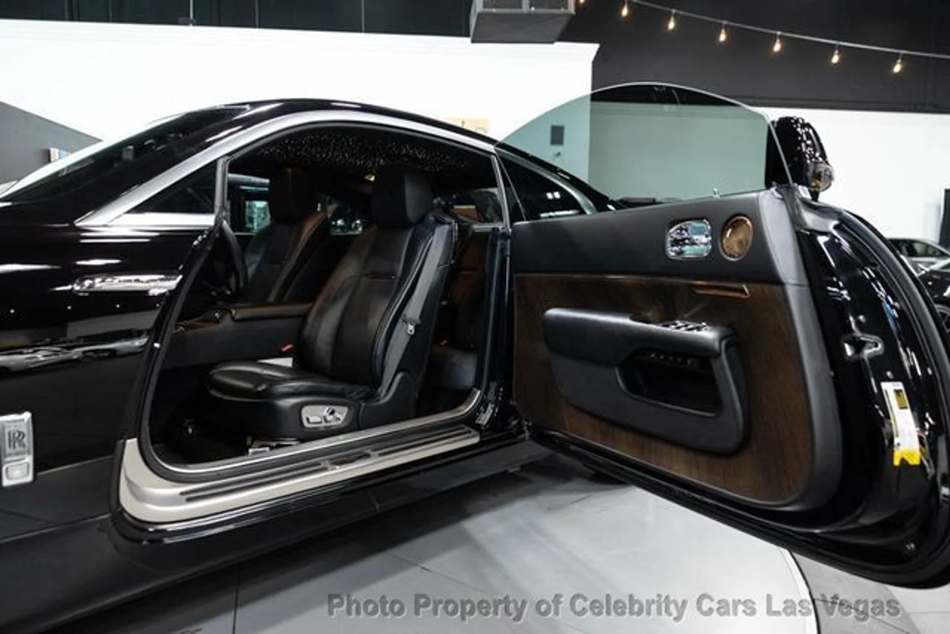 mph019_3399771976_used_2016_rolls_royce_wraith_inspiredbymusiclyricalcopperbespokeaudiostarlighth_9707_23057562_24_640_9dbbefccaf