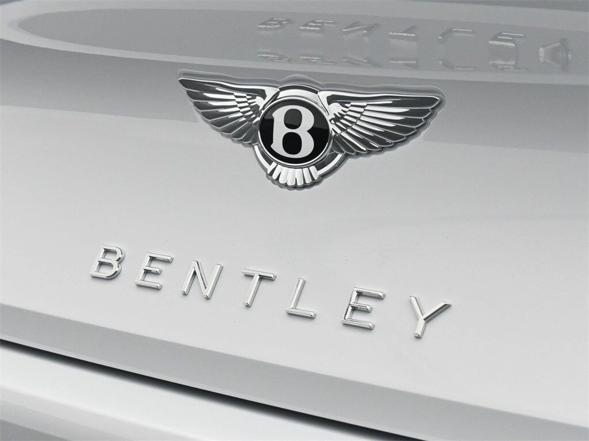 mph019_3405139153_6e17423721c4271c46cf1a57f6650dd7x_f1cef4fad1