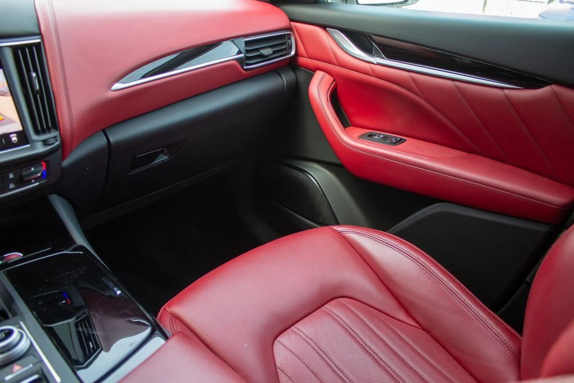 mph019_3408976974_85daa9f35024fee1a1ce2e47e0fe8f9e_699ee3412e