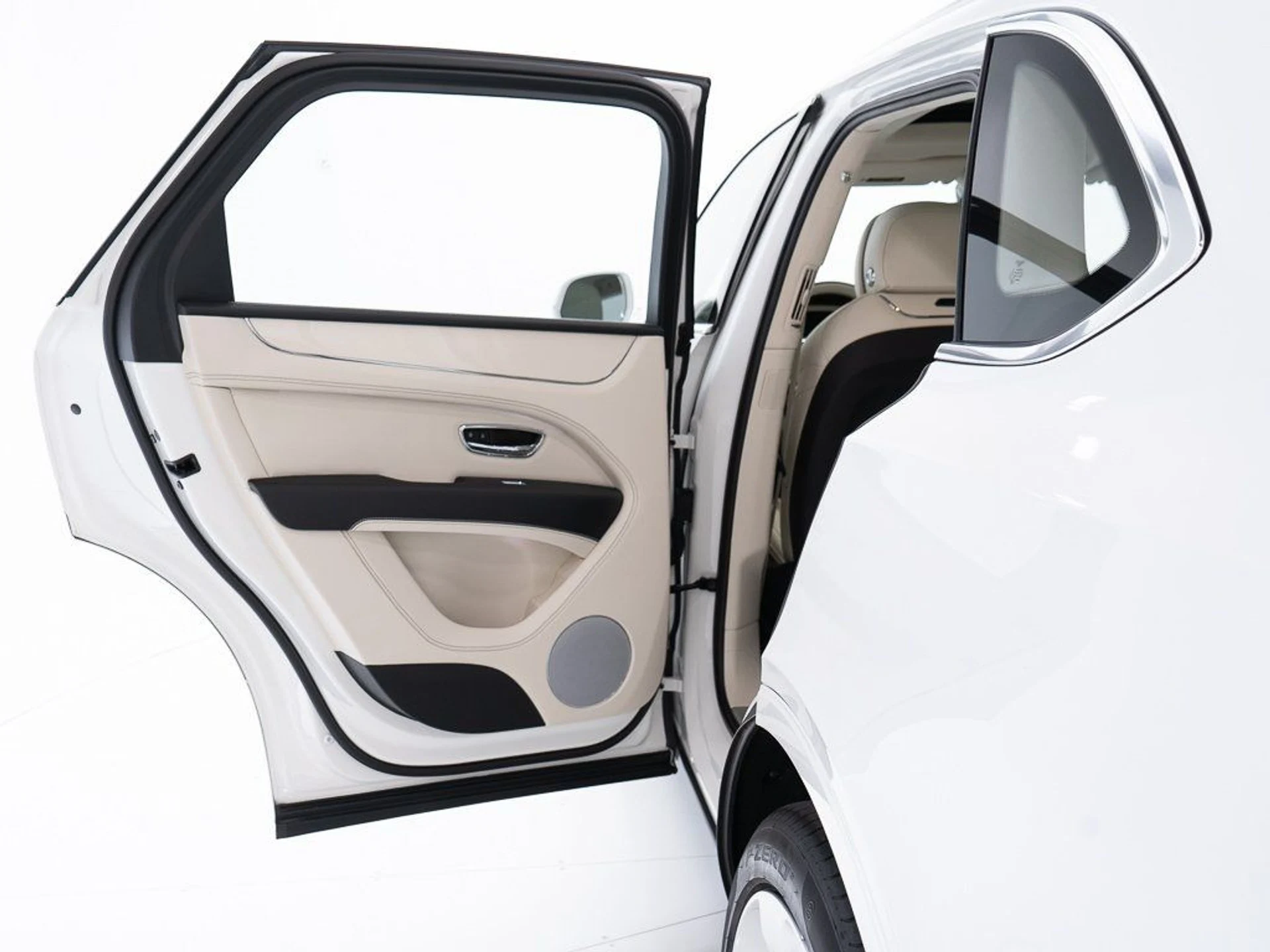 mph019_3410382772_45783fe4df2e0797d79643d60573a1c2_5d1ee58b3e