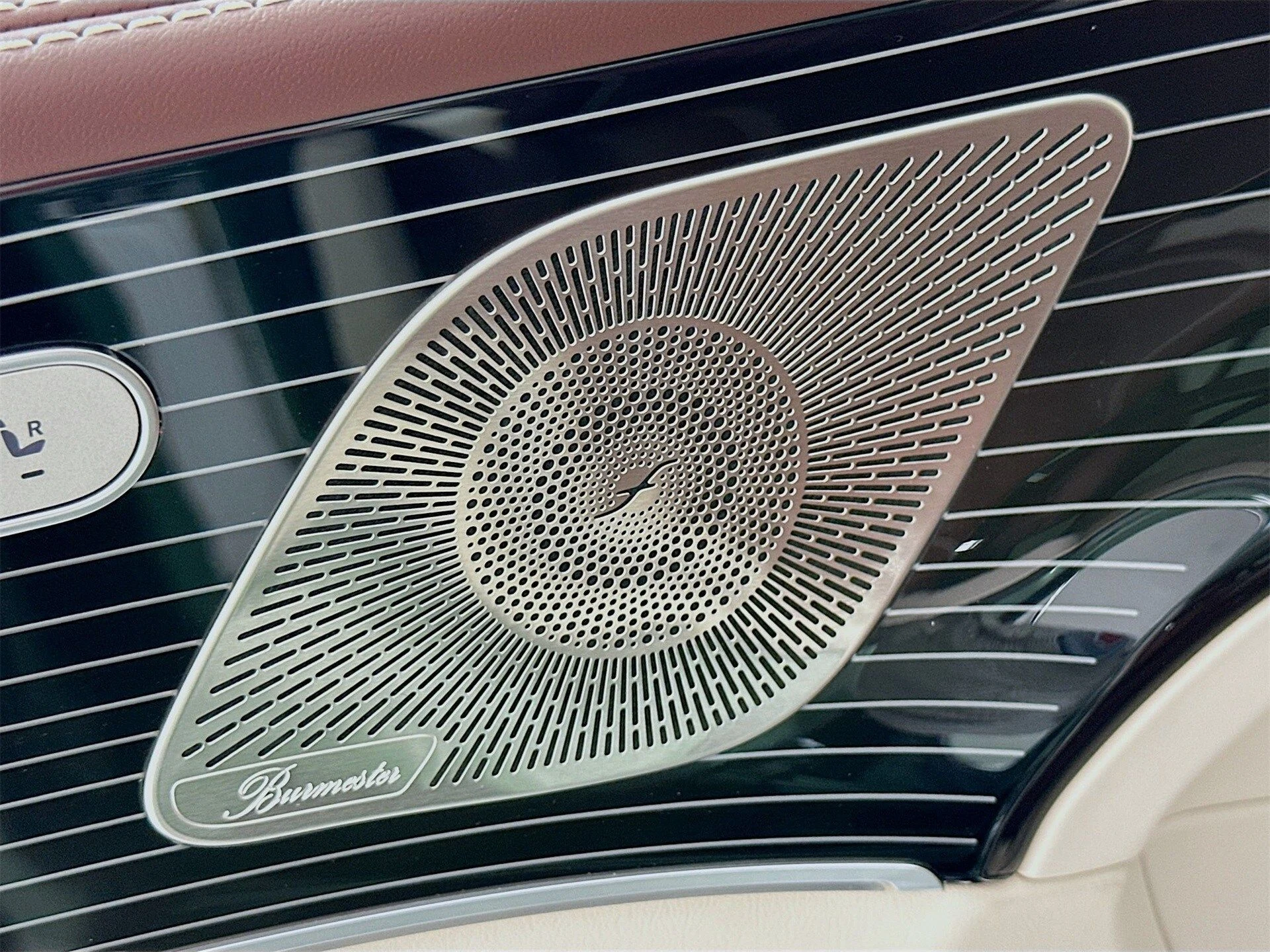 mph019_341355895_743dc538a5e2c3c10756490b430c717bx_f5a9a6d5ec