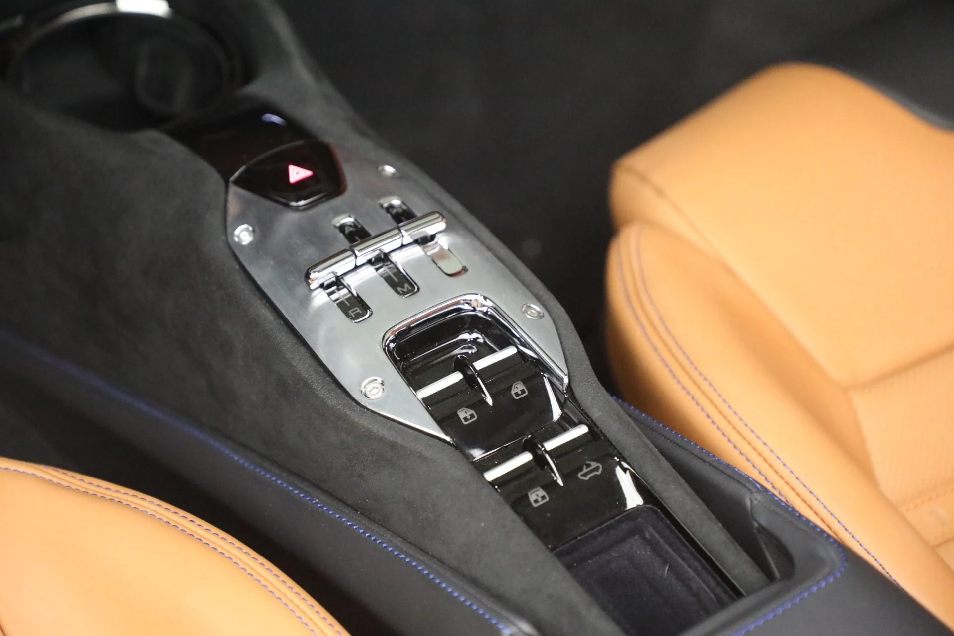 mph019_3413762871_Used_2024_Ferrari_SF_90_Spider_1781813636_0fd7530e35