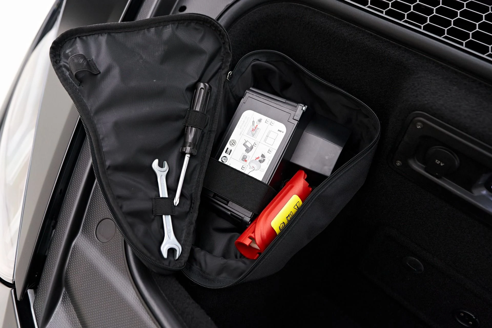 mph019_3421007843_Used_2021_Lamborghini_Huracan_EVO_Base_1729305631_8a98585f6c