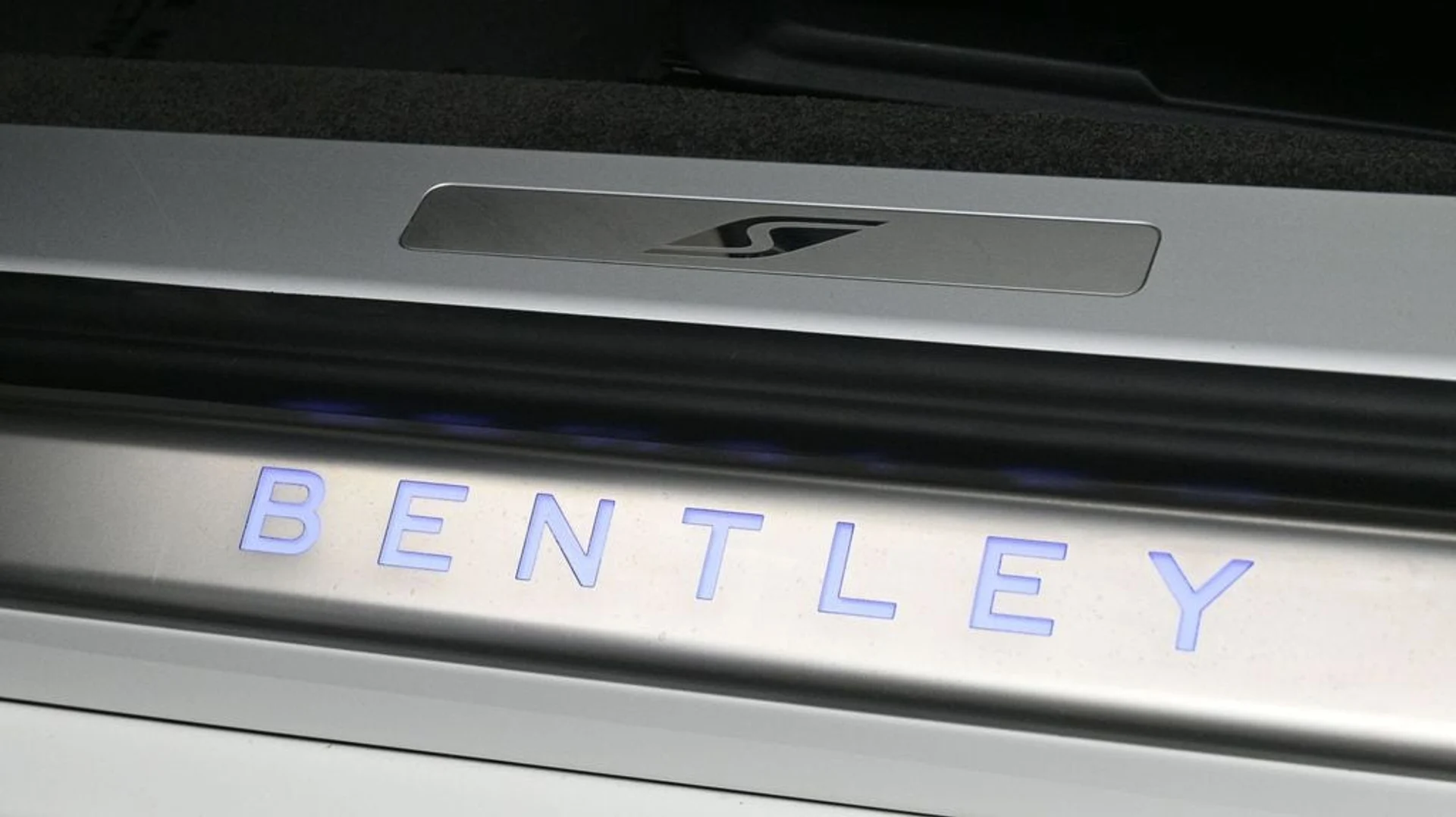 mph019_3424587981_c6af631610f9043e32060e5c024fb918x_5538aa43be