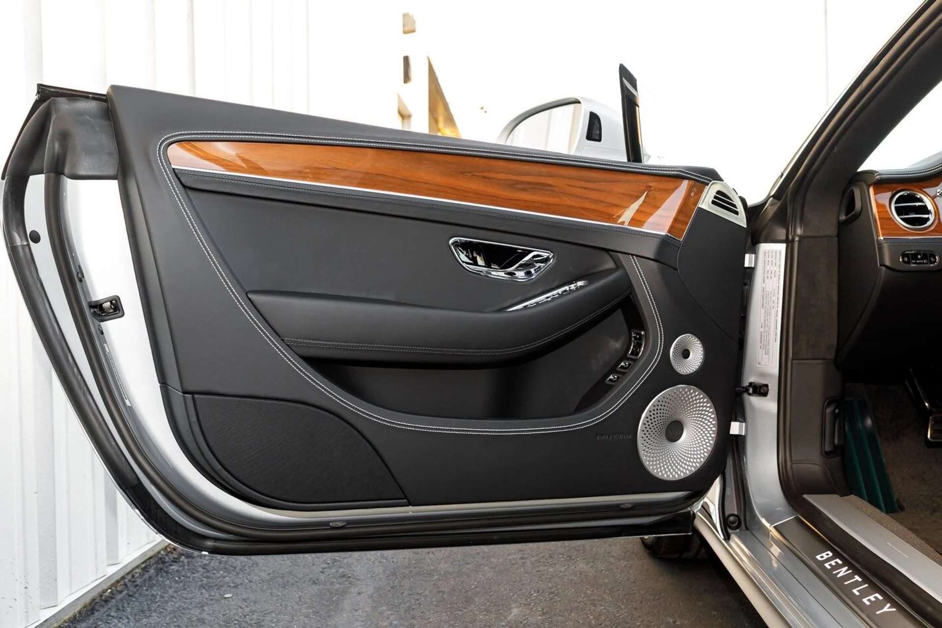 mph019_3424976167_31be16c79b7a4447f9aff15fa4189e2ex_67ec3e217d