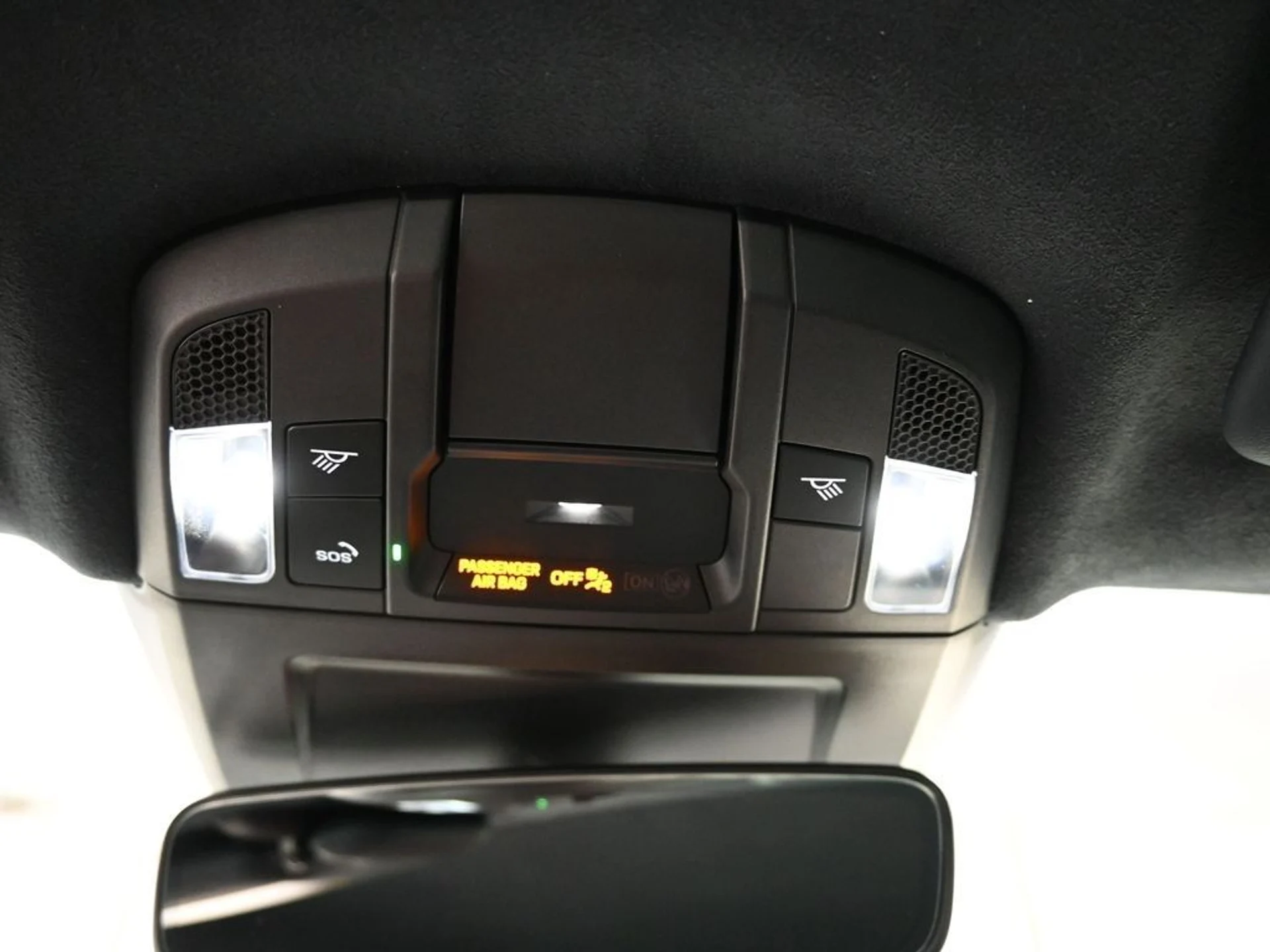 mph019_342640939_9b89b81ad29a984da1f47bf1ea22cba7_9437755015