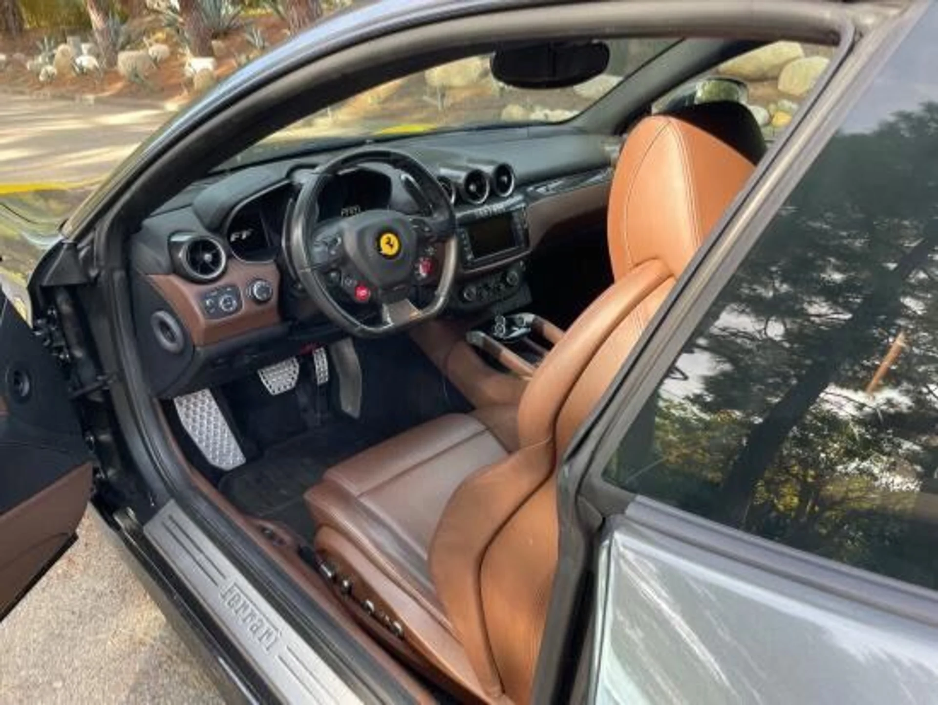 mph019_3439168824_Used_2013_Ferrari_FF_1758238029_9e894e06b4