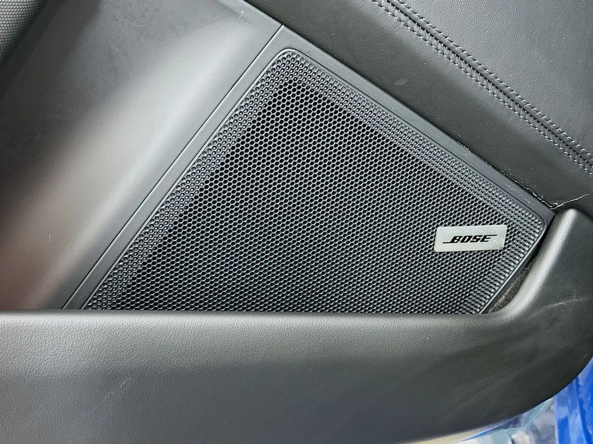 mph019_3441572657_1f0e09f6f2f2cfe7cb338f47e4662642x_0acb506032