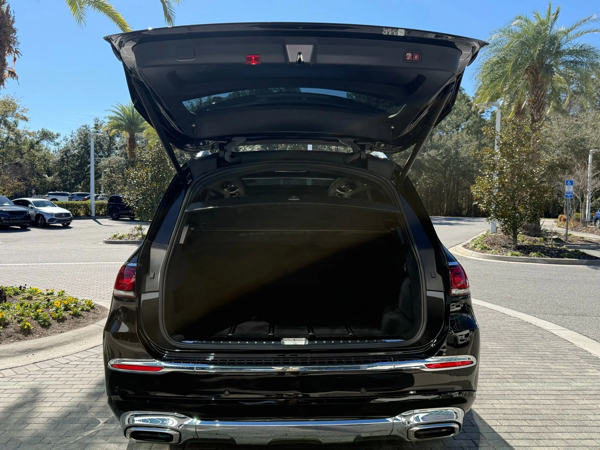 mph019_3446750459_d9451e469d18468a80f39bc0af41f70f_2b7a08c674