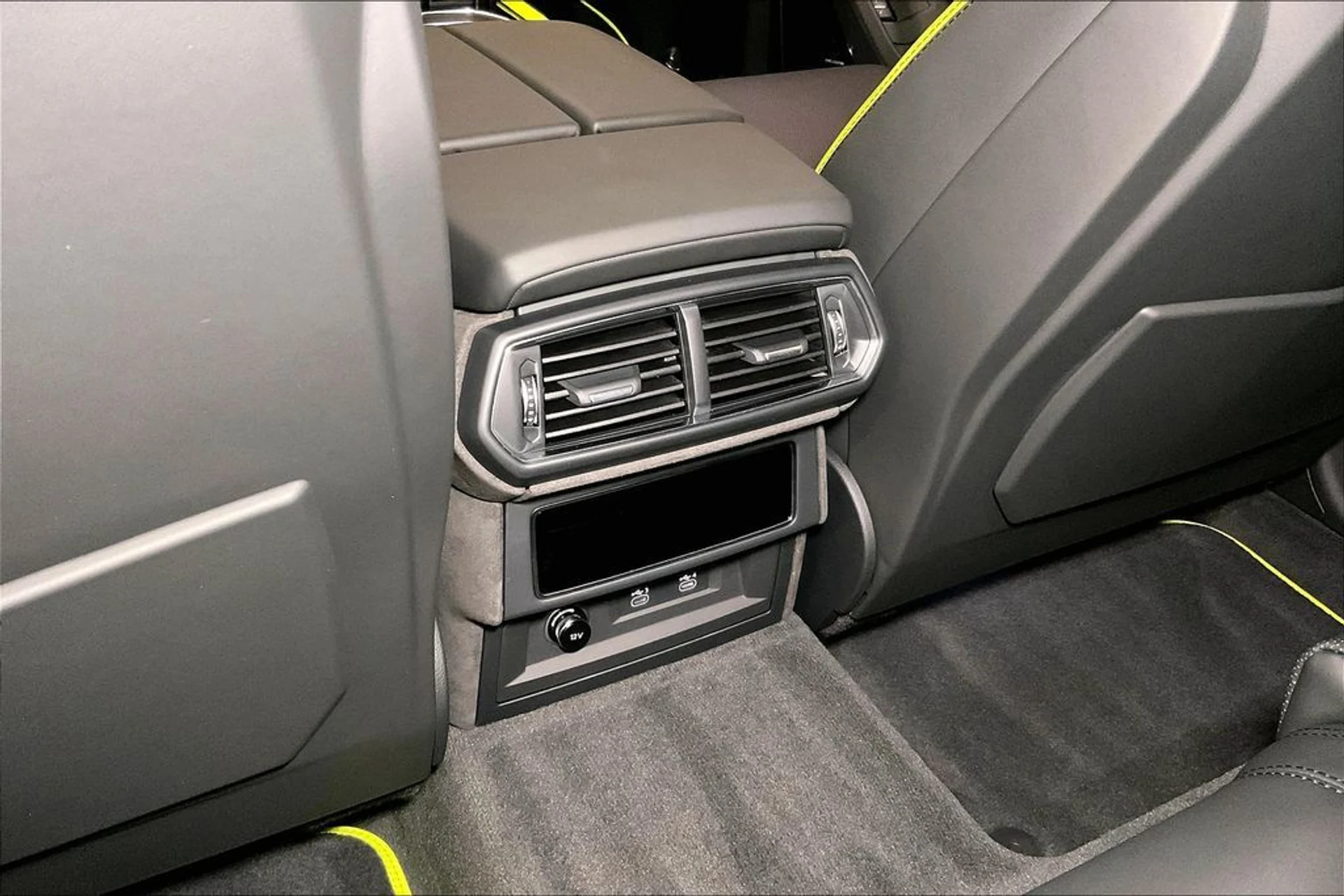 mph019_3449205588_058a672a020c71ab0c06b4e1014bb78fx_4991193856