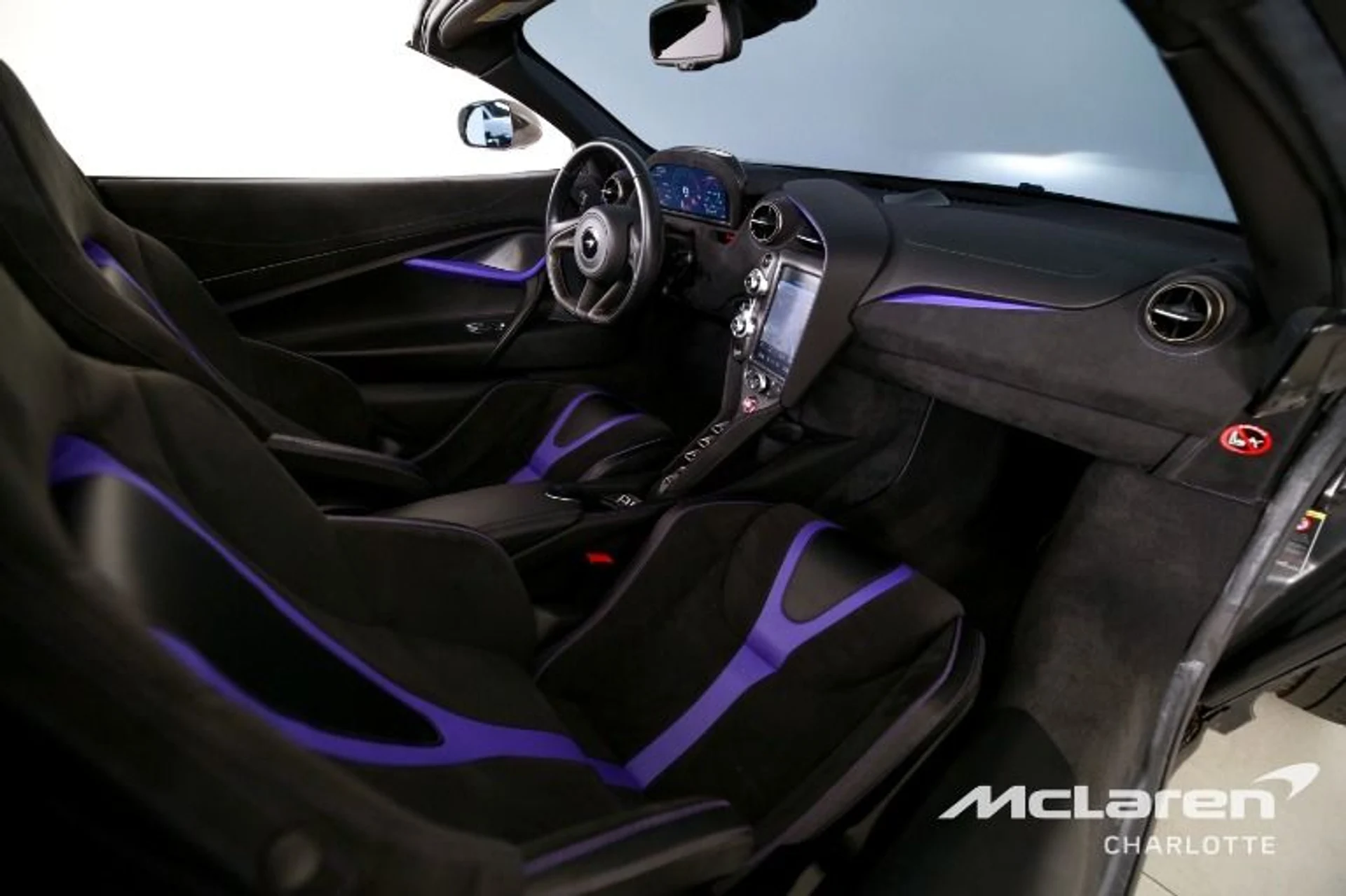 mph019_3452113650_Used_2022_MCLAREN_720_S_SPIDER_PERFORMANCE_663552498e