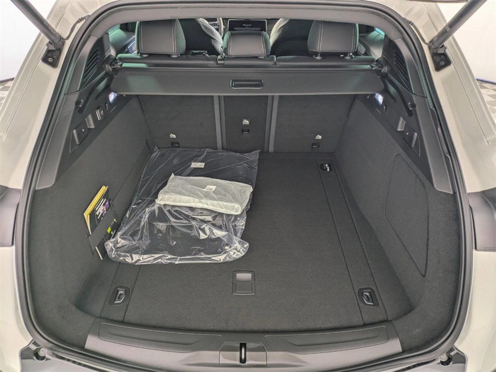 mph019_3490678448_24c454b59196b5a940fb81e283867b25_924b52b50a