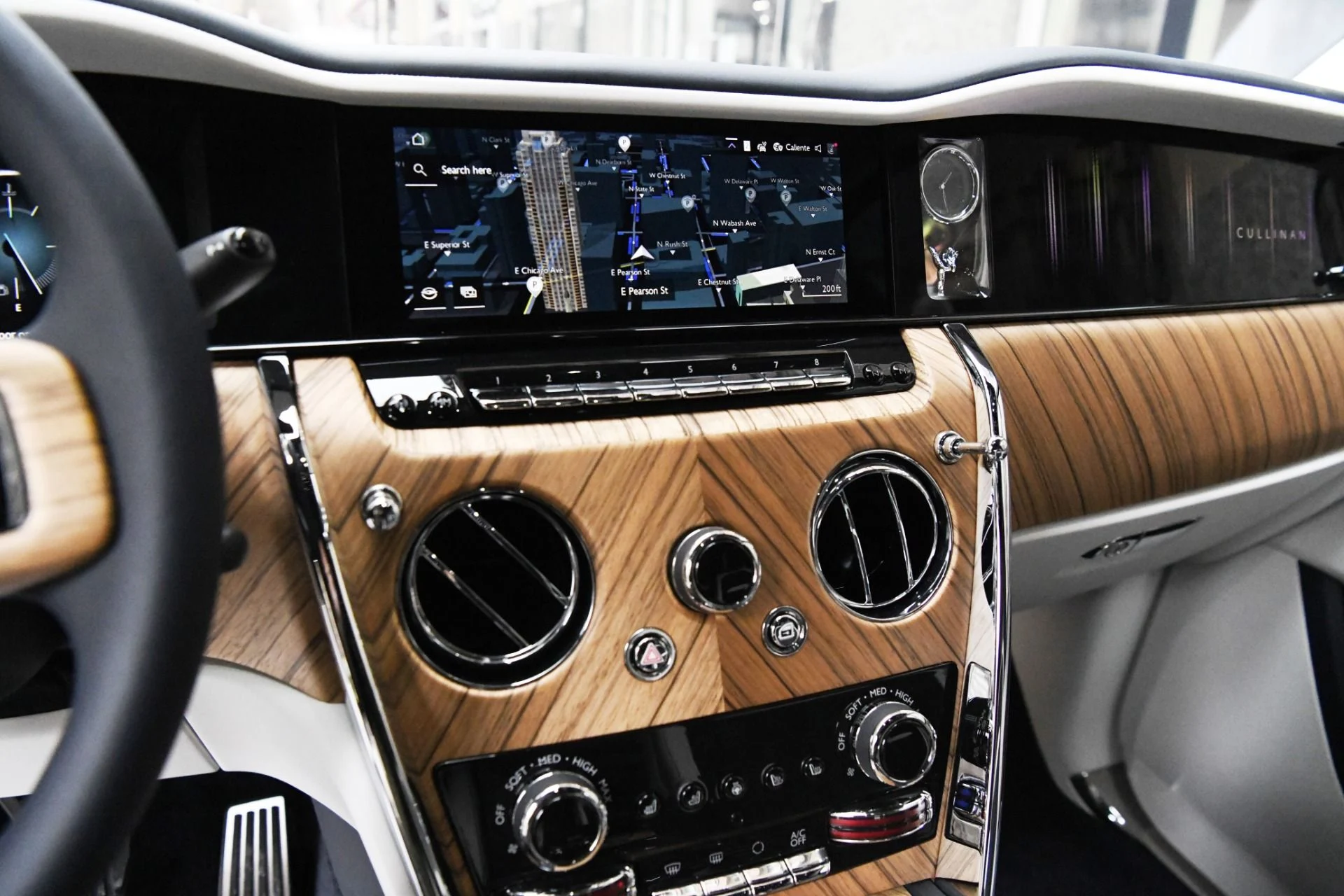 mph019_3508603973_11740_p21_l_14f8f3d044