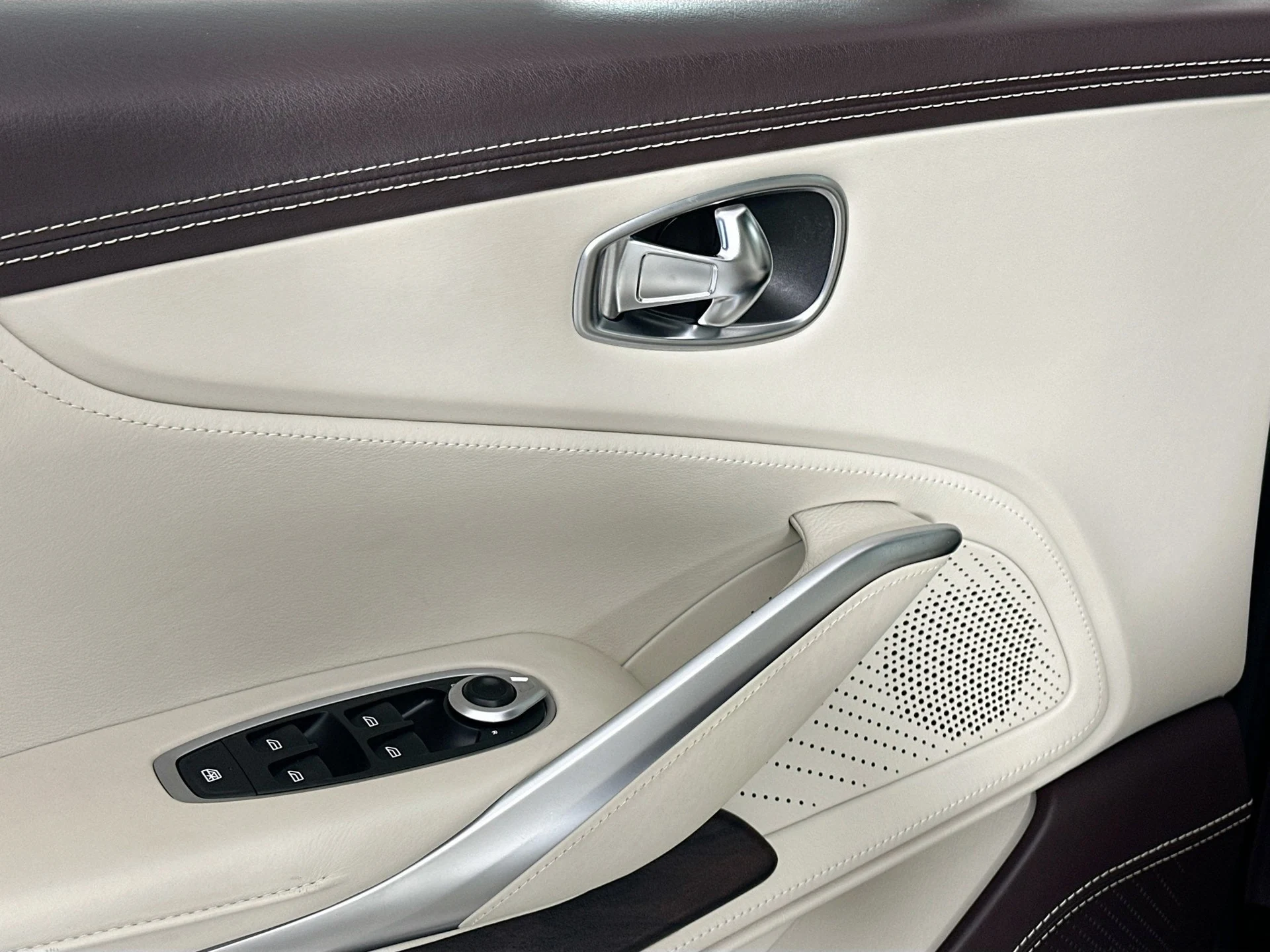 mph019_3514289093_20_2320b7e028