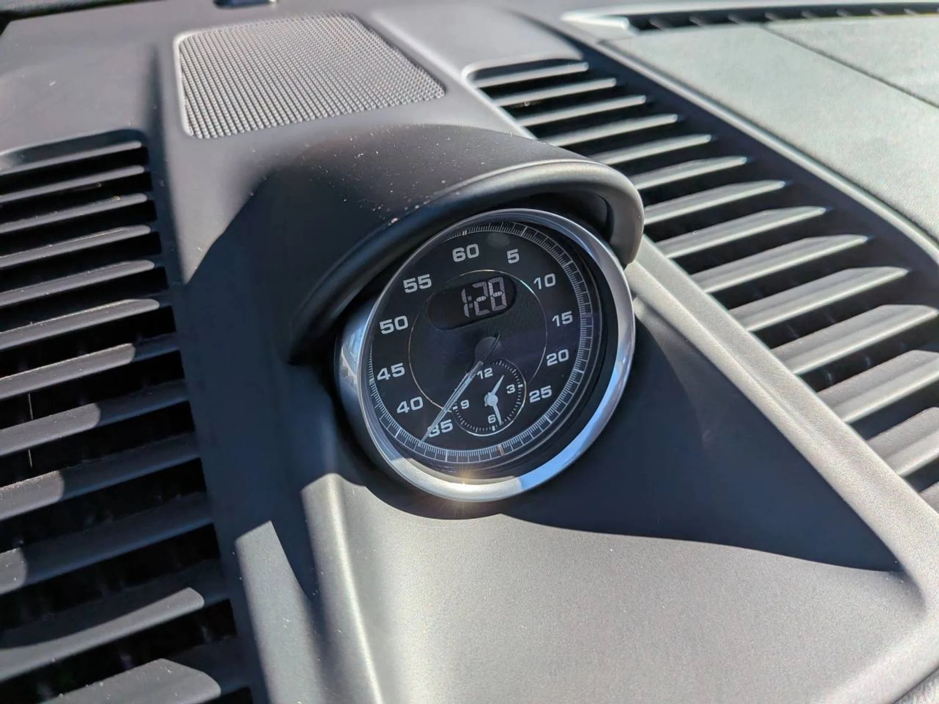 mph019_3516525934_cc8b6ec8746eb0a7daea3b3248bd8415_3b471bf6af