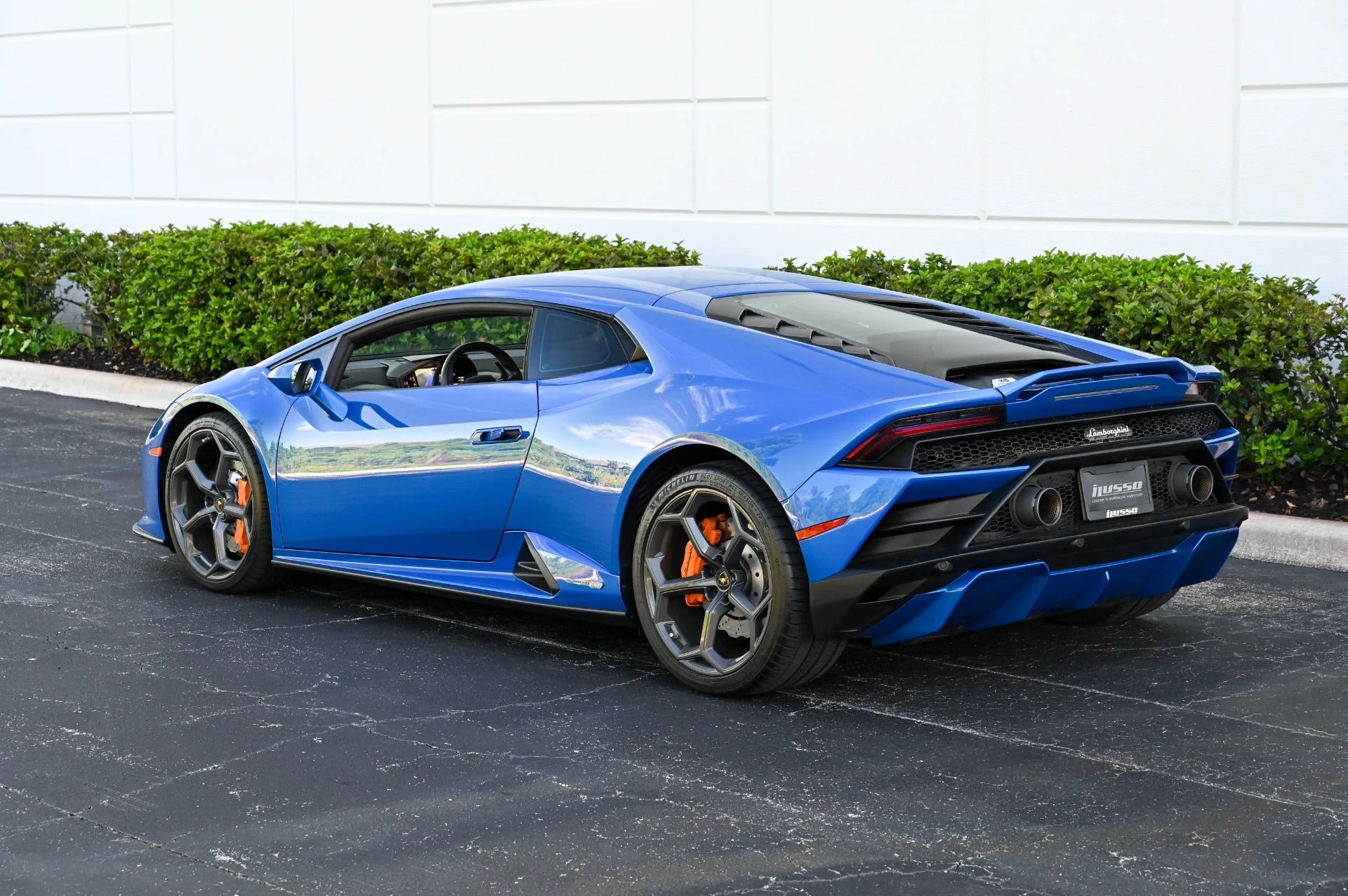mph019_3528262294_Used_2020_Lamborghini_Huracan_EVO_1726853258_d956019fd1